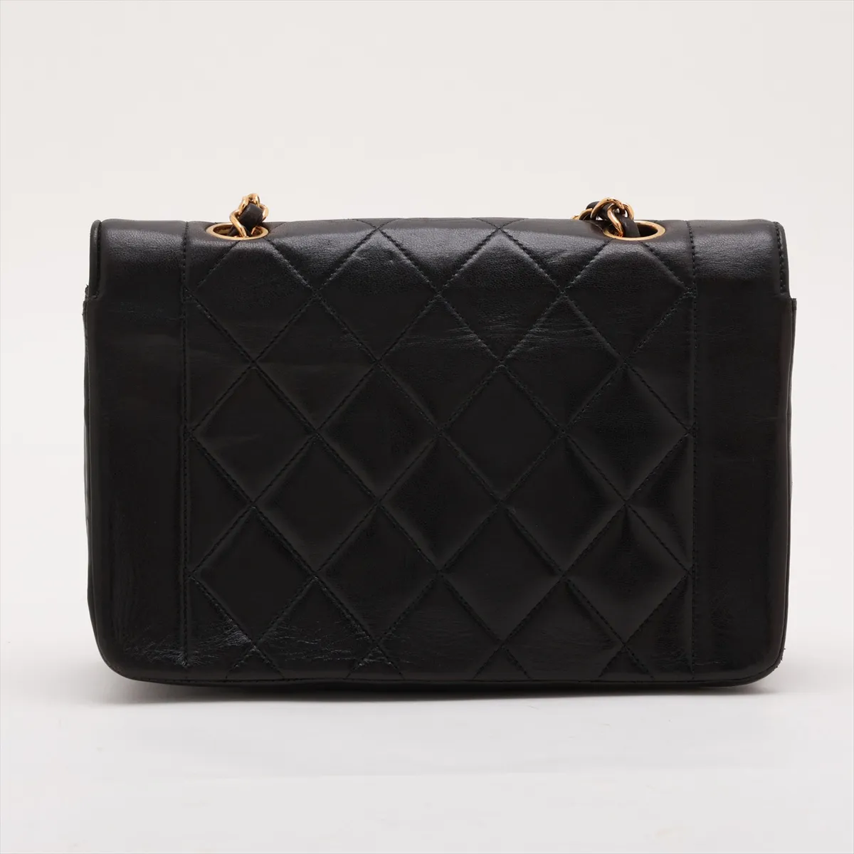 Matelassé Lambskin Single Flap Single Chain Bag, Diana Flap, Black with Gold Hardware, 2596401, Series 2 — view 2