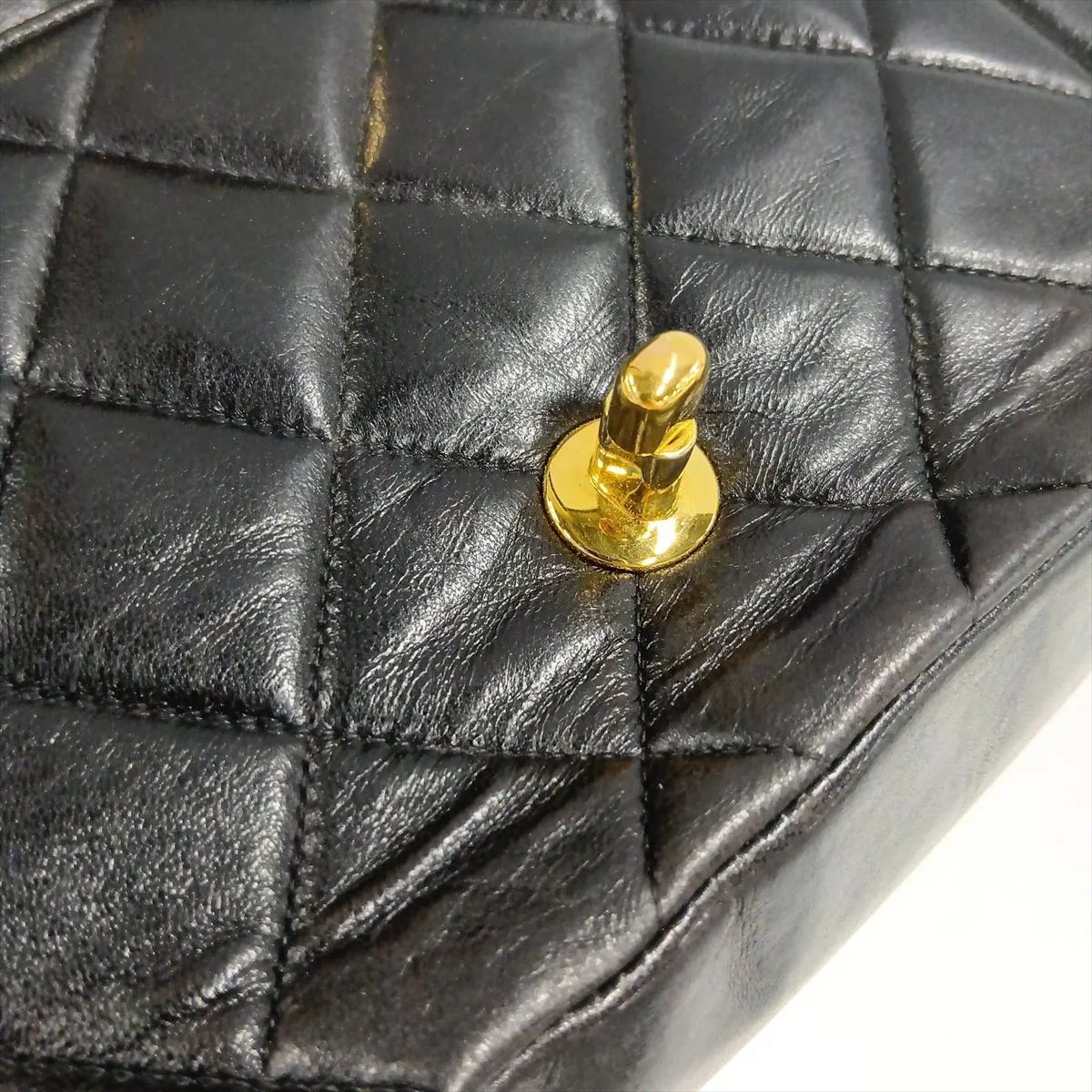 Matelassé Lambskin Single Flap Single Chain Bag, Diana Flap, Black with Gold Hardware, 2596401, Series 2 — view 10