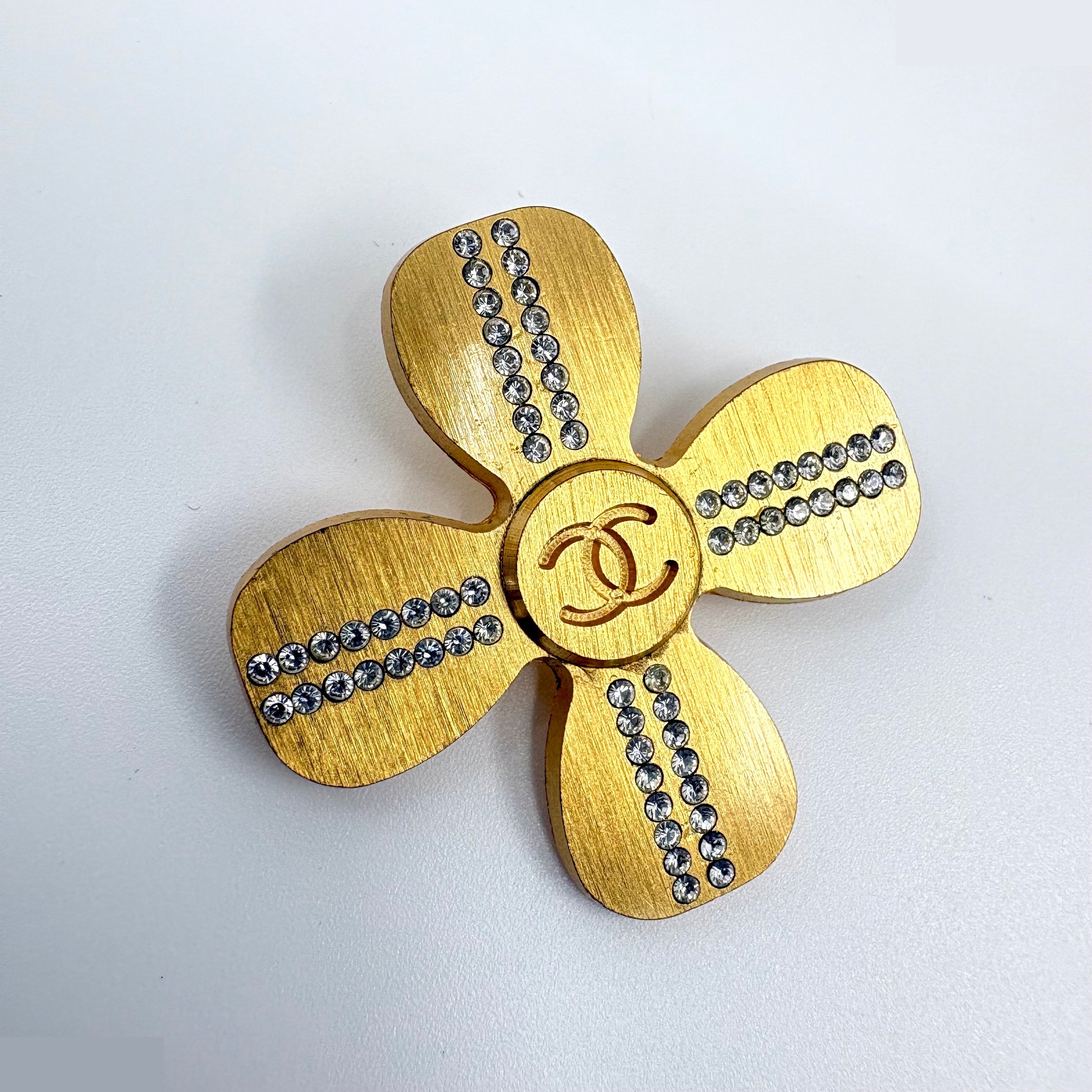 Icon Series (Precious Metals) - Brooches — view 2