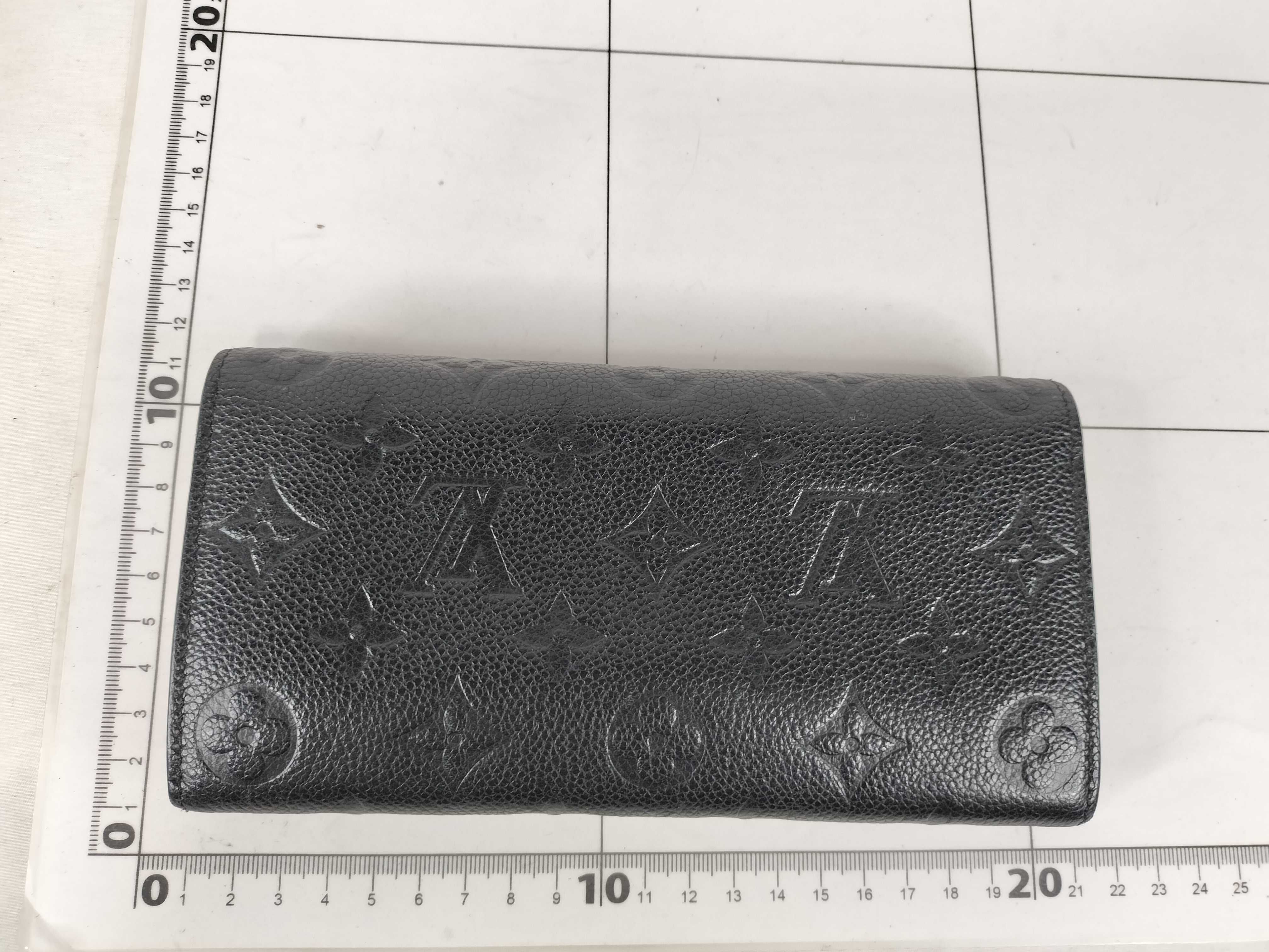 Portefeuille Emilie Noir M62369 CA1129 Wallet — view 2