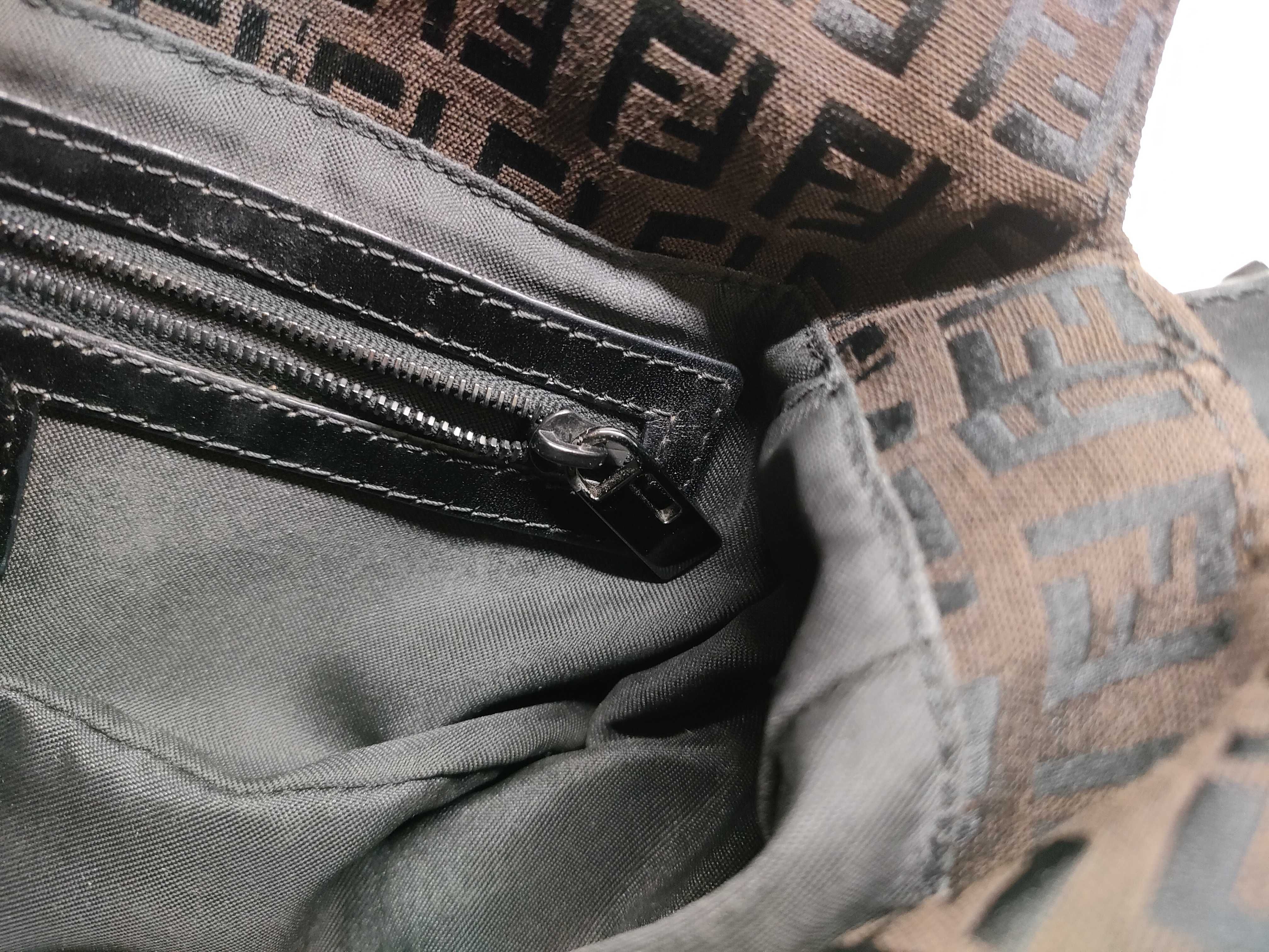 Mamma Shoulder Bag — view 12