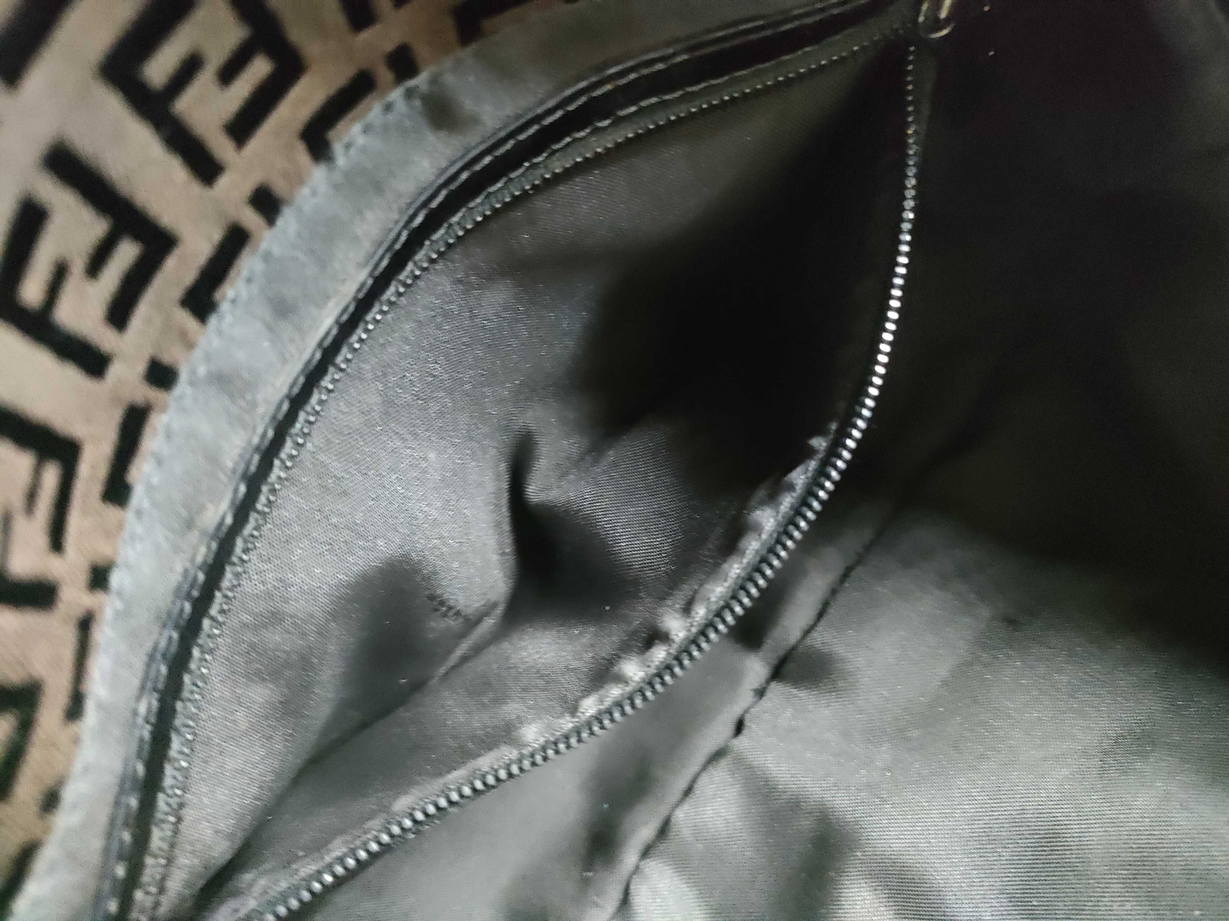 Mamma Shoulder Bag — view 13