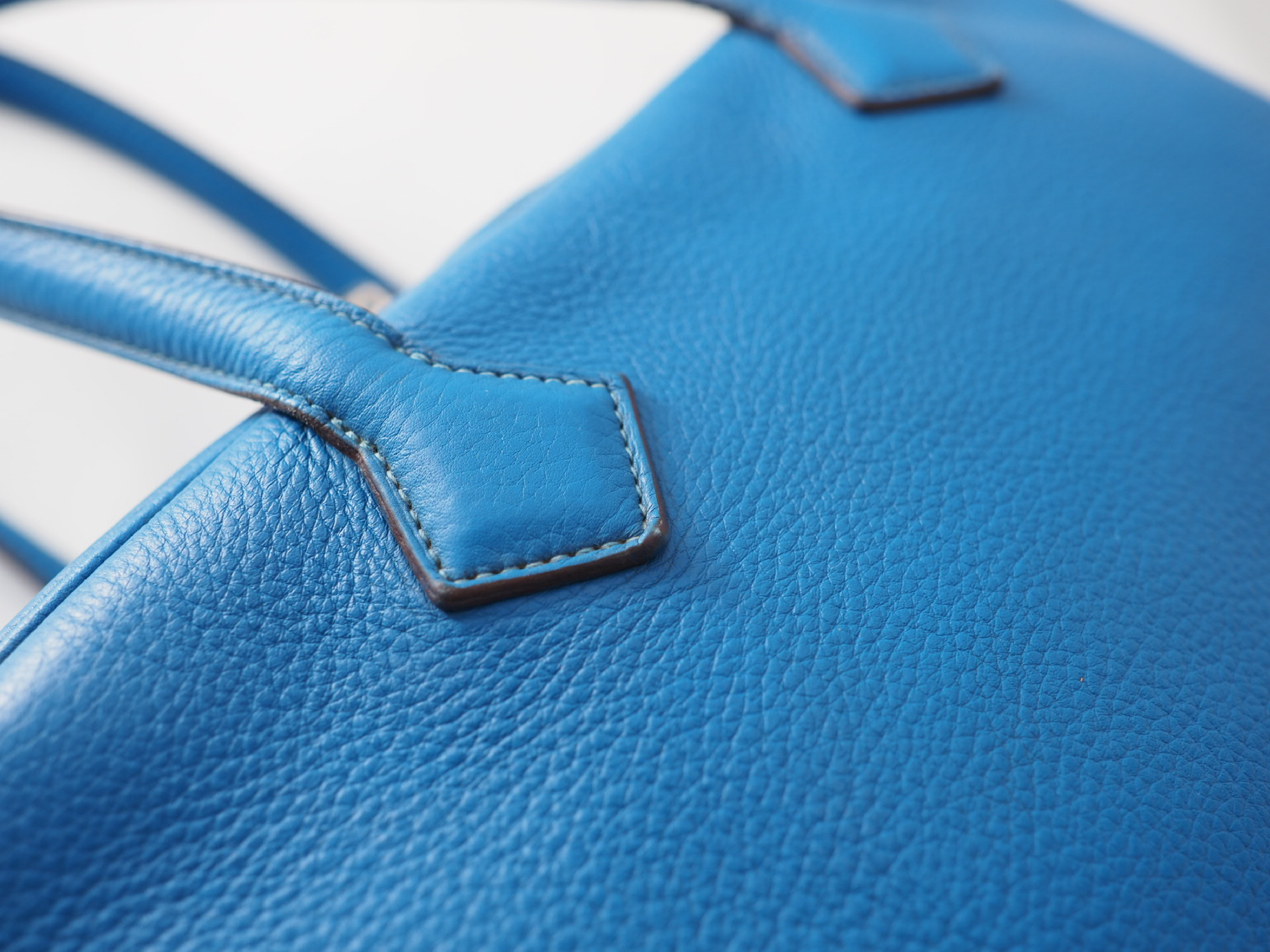 Victoria 35 Blue Taurillon Leather Handbag with Silver Hardware — view 8