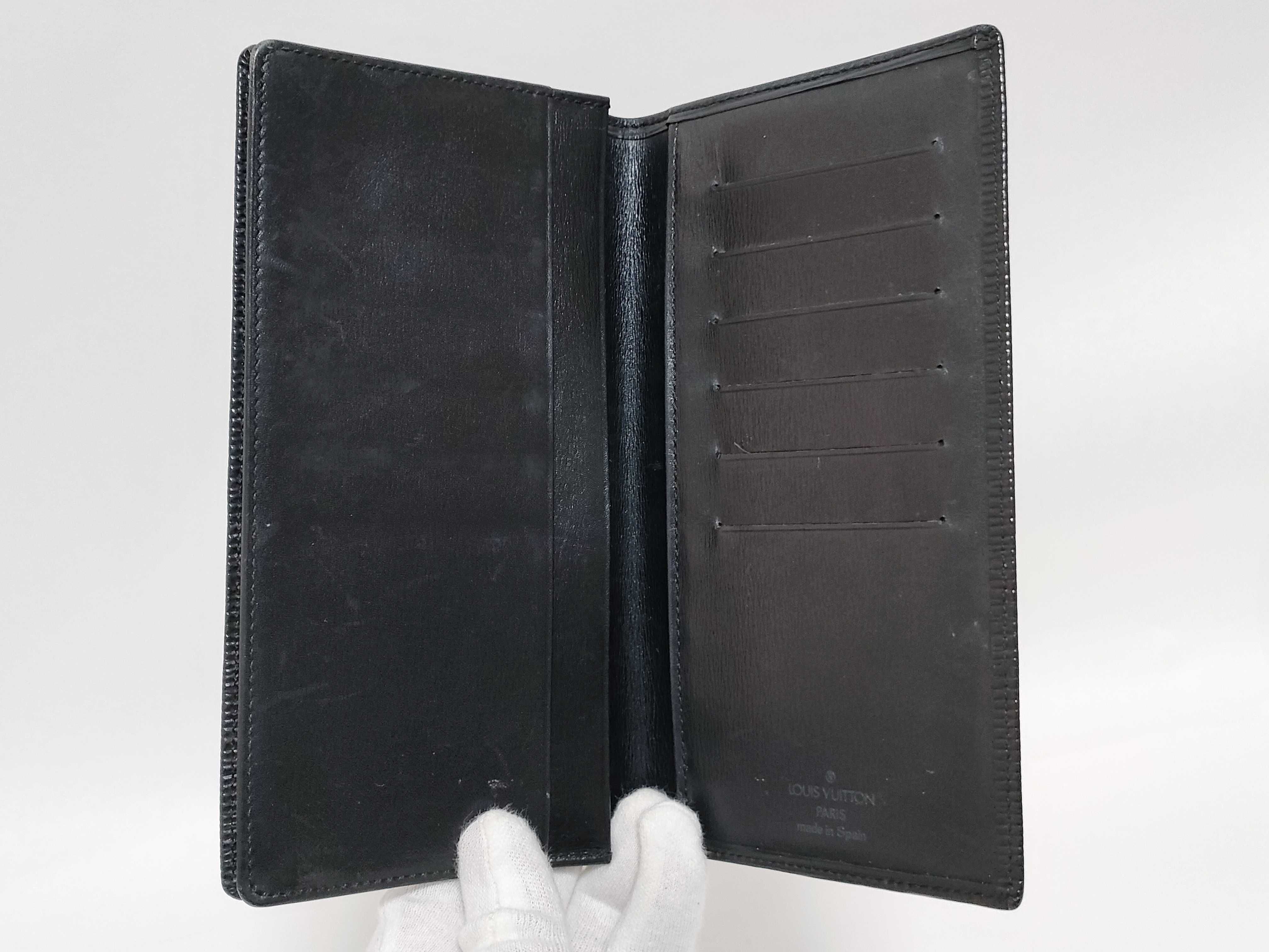 Epi Leather Long Wallet, Louis Vuitton Epi Leather Billfold — view 9