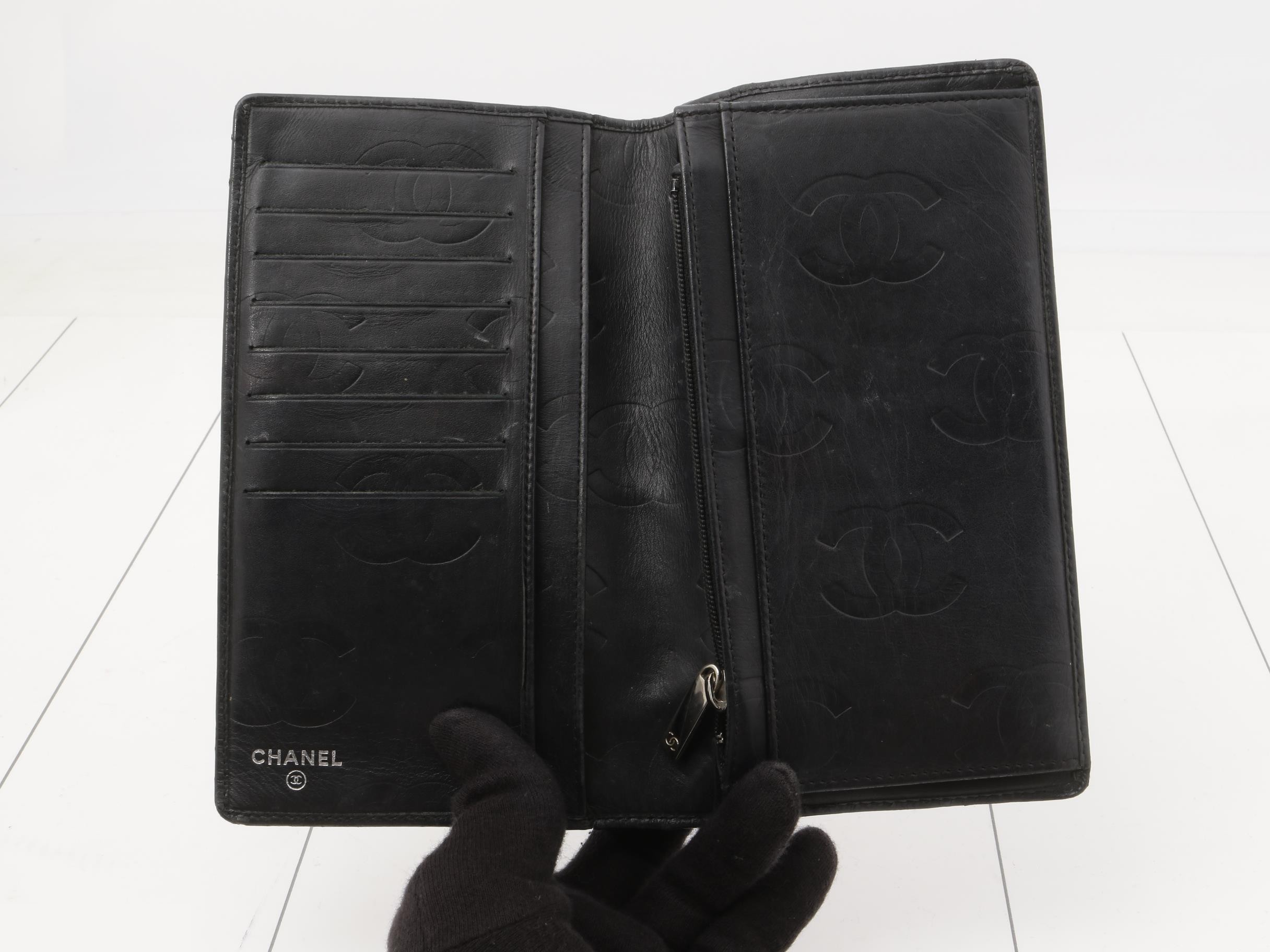 wallet — view 4
