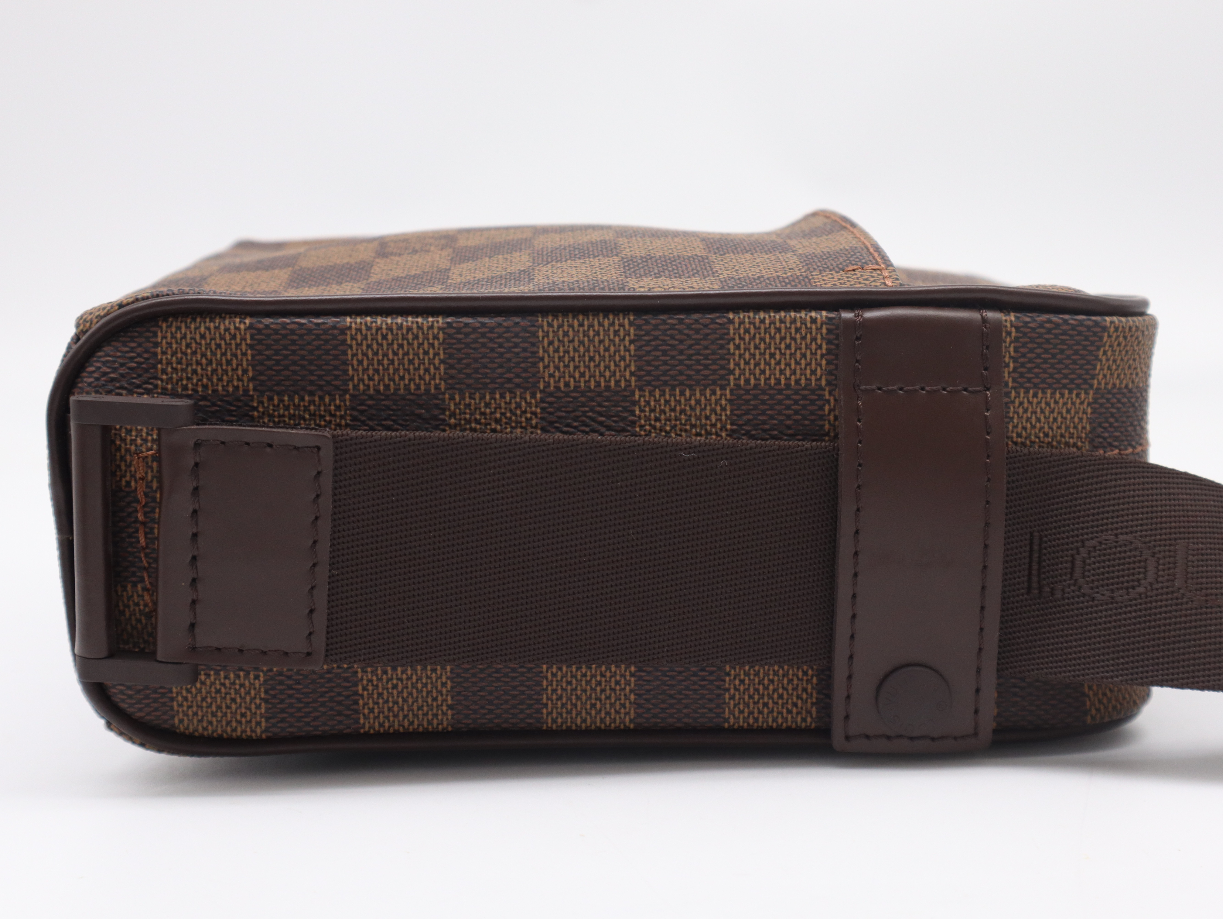 N41442 Damier Olaf PM Shoulder Bag — view 4