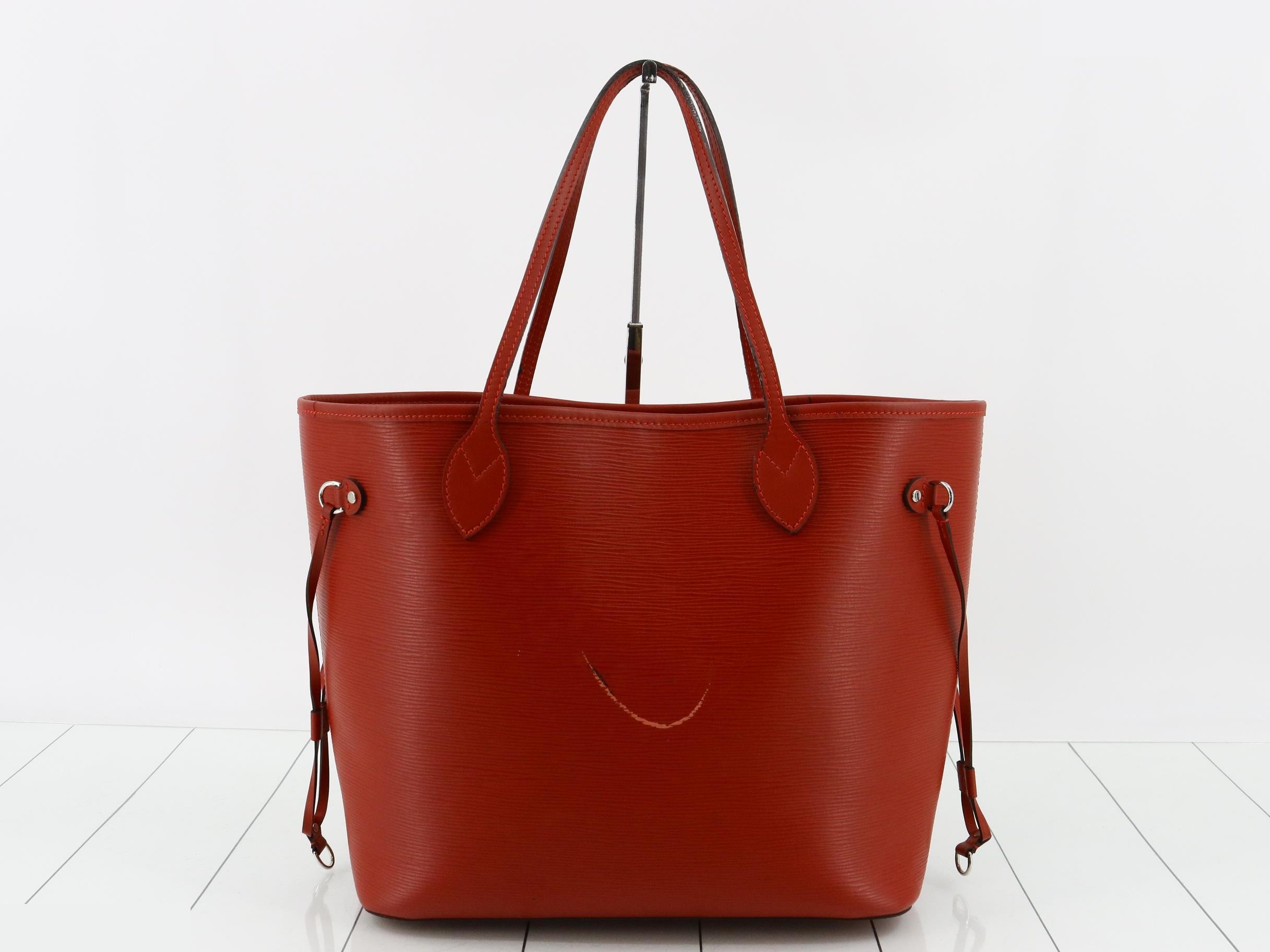 Neverfull MM Fuchsia — view 2