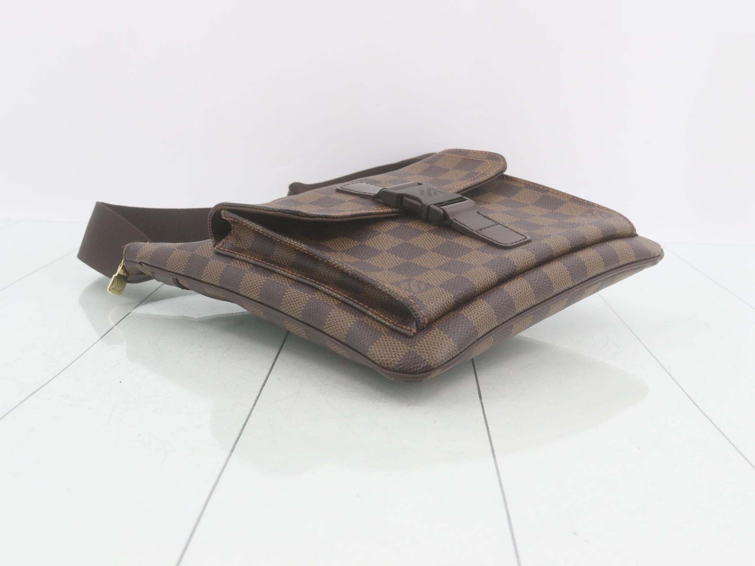 Damier Pochette Melville Shoulder Bag — view 5