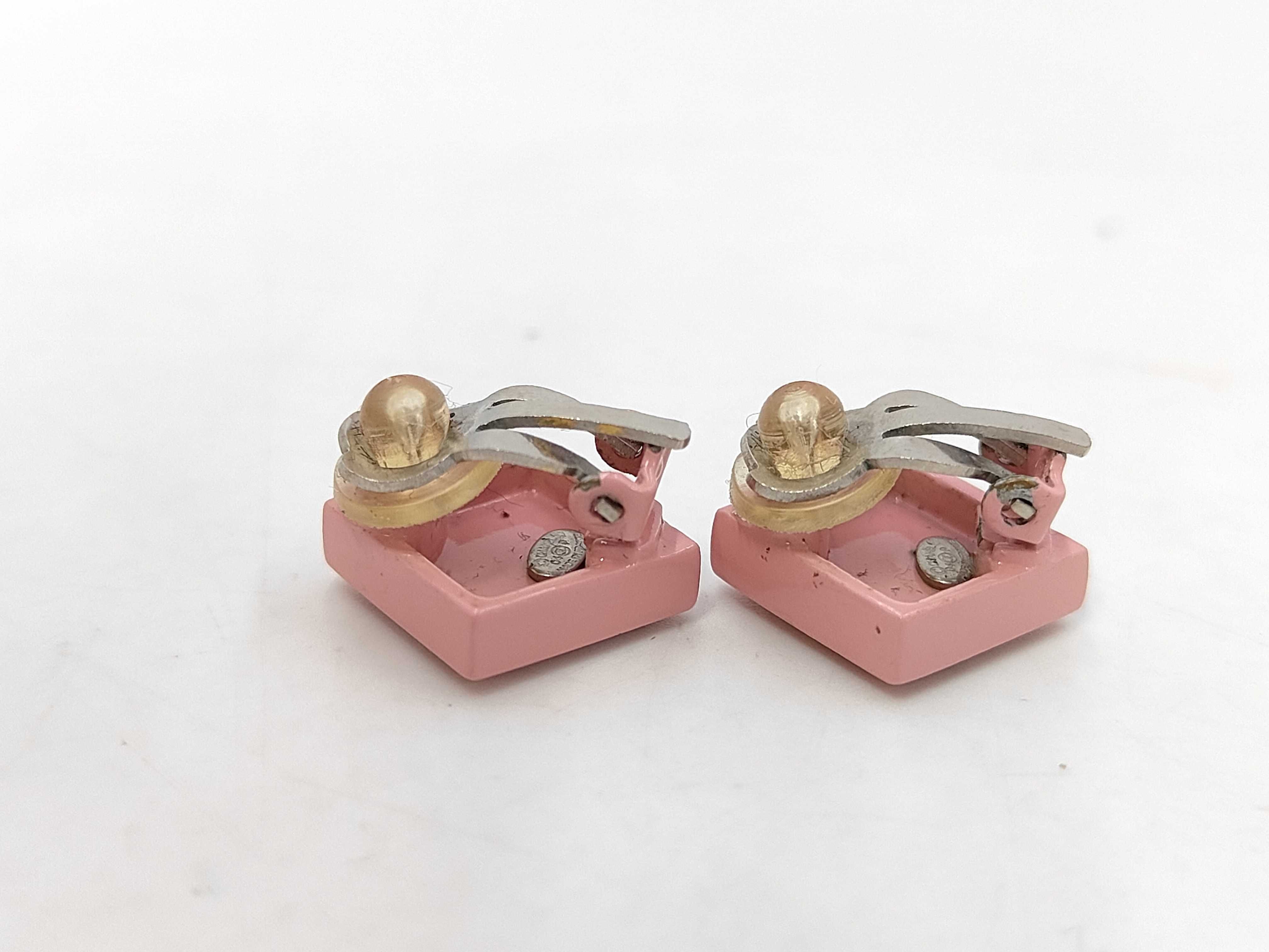 Pink Coco Mark Earrings 04P — view 6