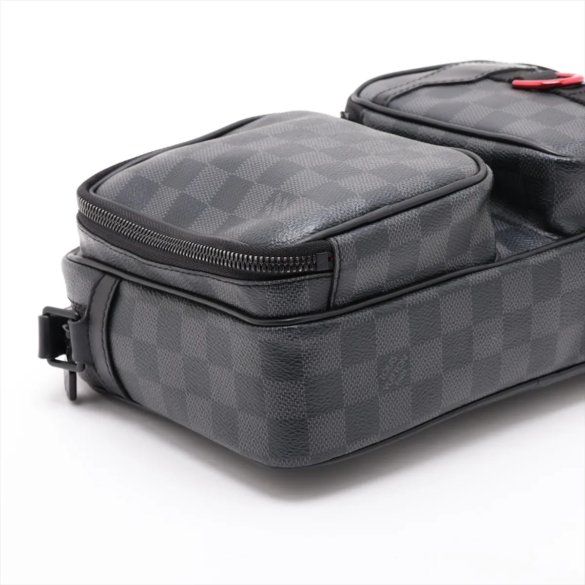 Damier Graphite Utility Messenger Bag N40280 MB0240 Black (RFID detected) — view 4
