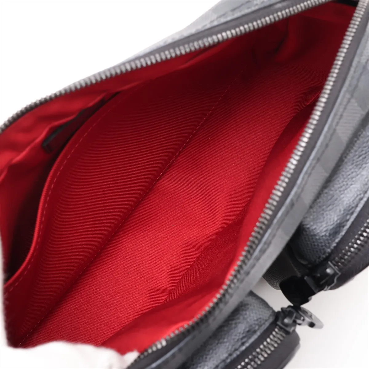 Damier Graphite Utility Messenger Bag N40280 MB0240 Black (RFID detected) — view 6