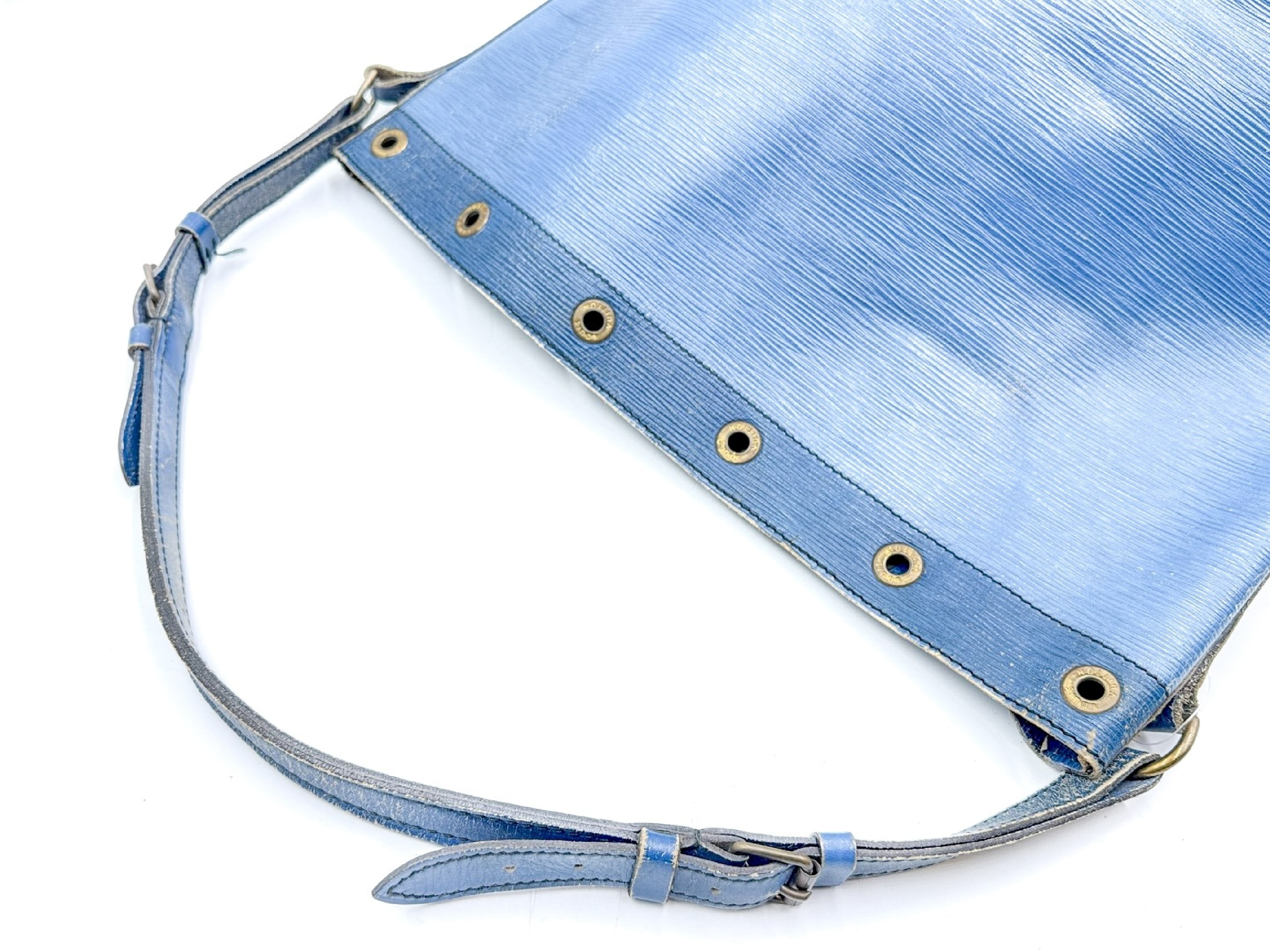 Epi Noe Toledo Blue Shoulder Bag — view 3