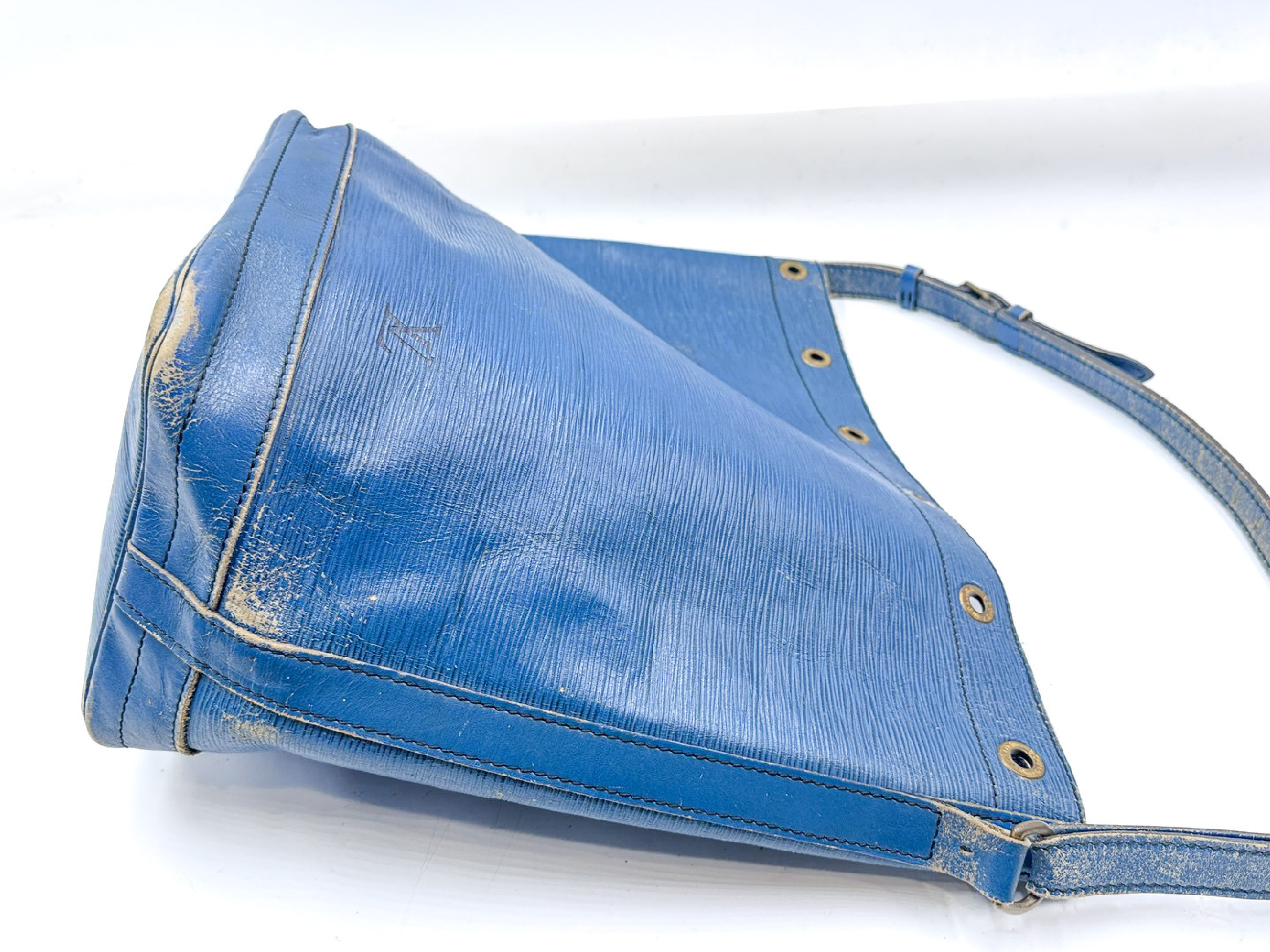 Epi Noe Toledo Blue Shoulder Bag — view 6