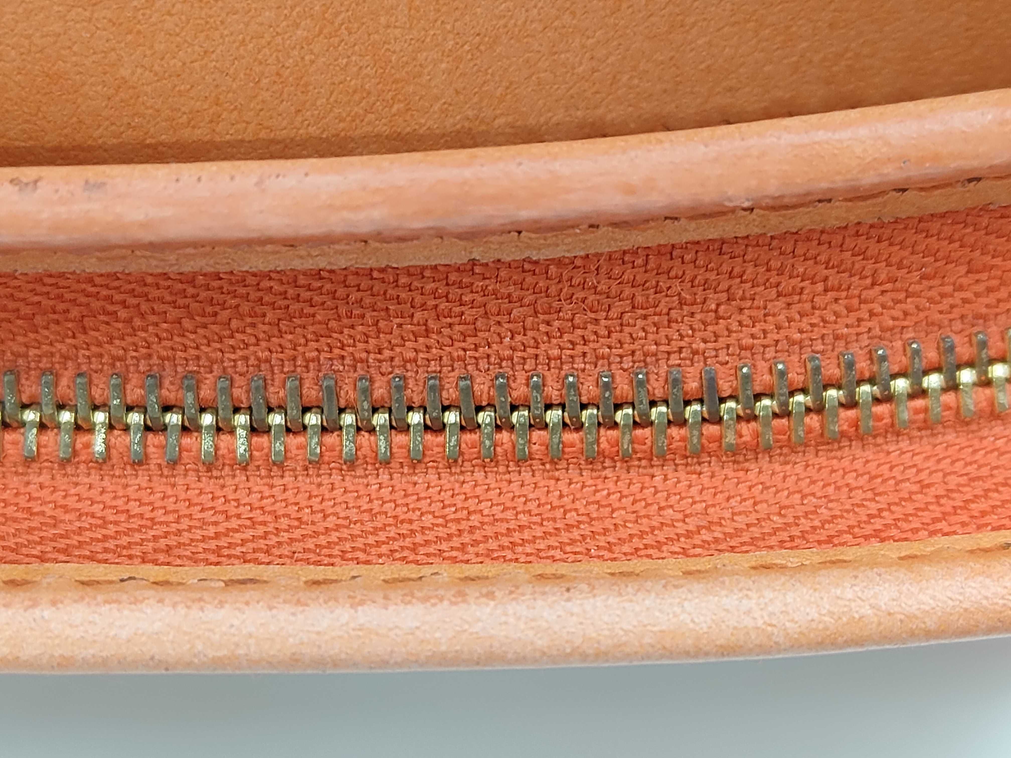 GG Marmont Matelassé Leather Wallet — view 9