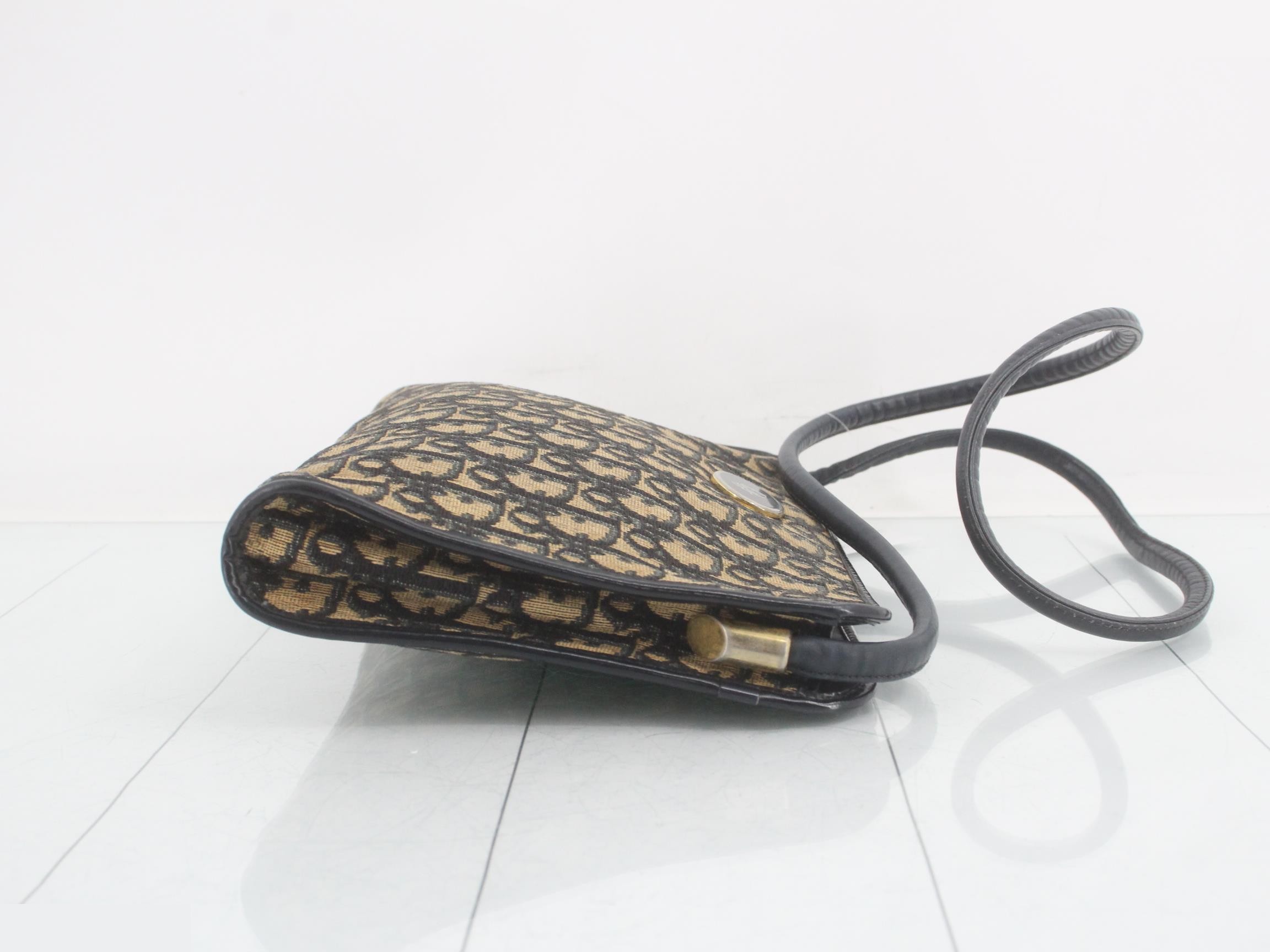 trotter shoulder bag — view 3