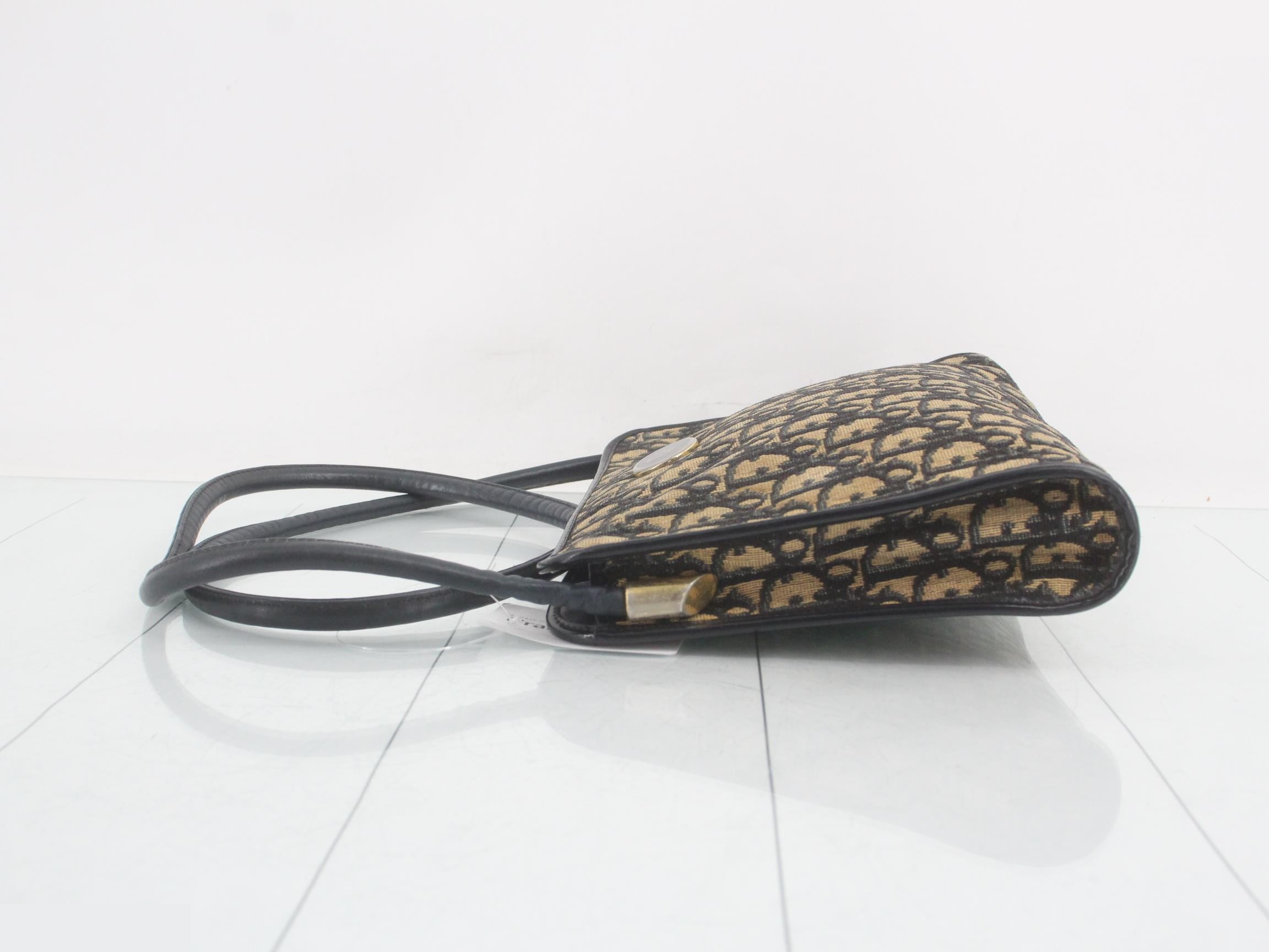 trotter shoulder bag — view 4