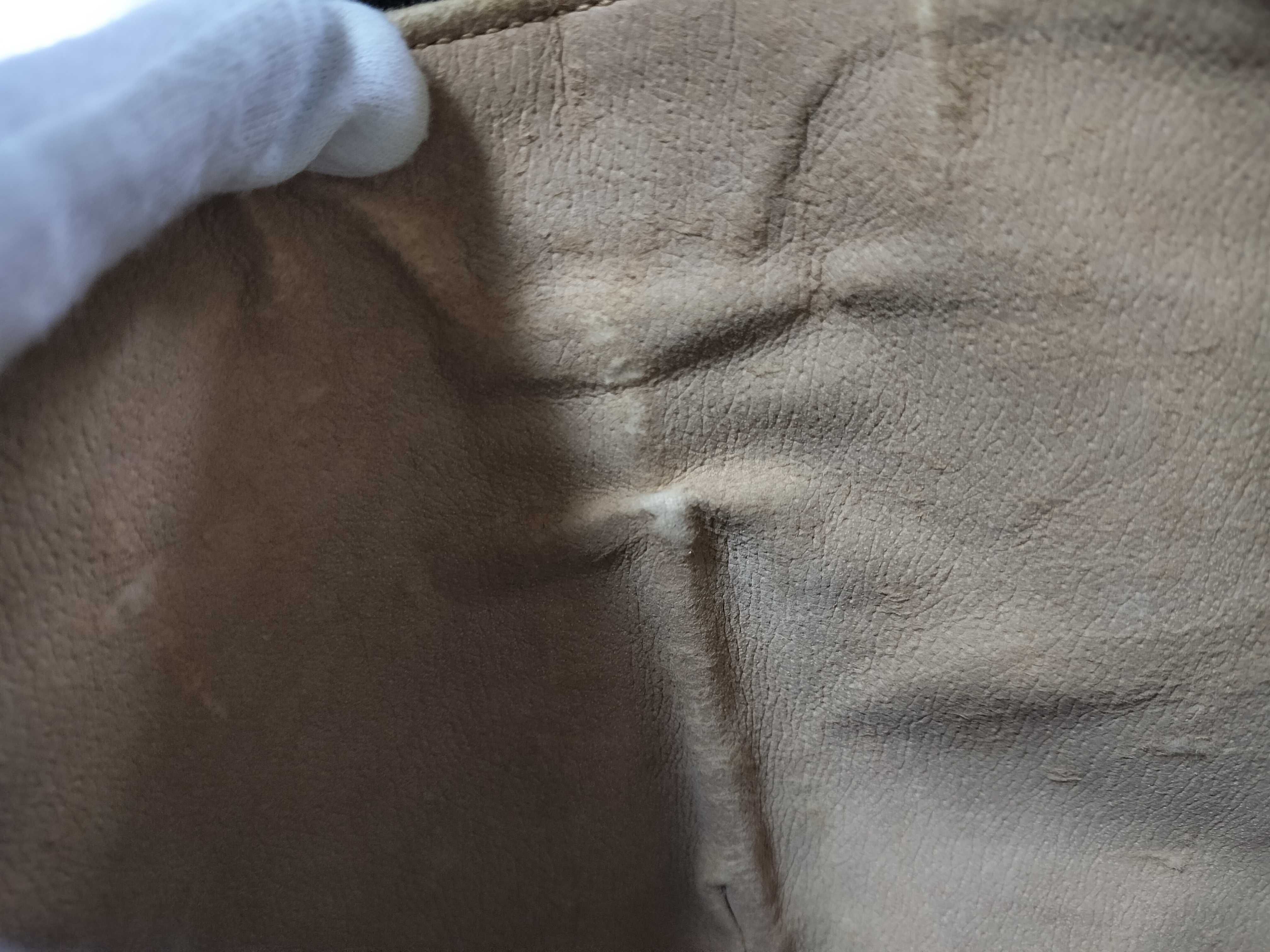 GG Supreme Shoulder Bag — view 13