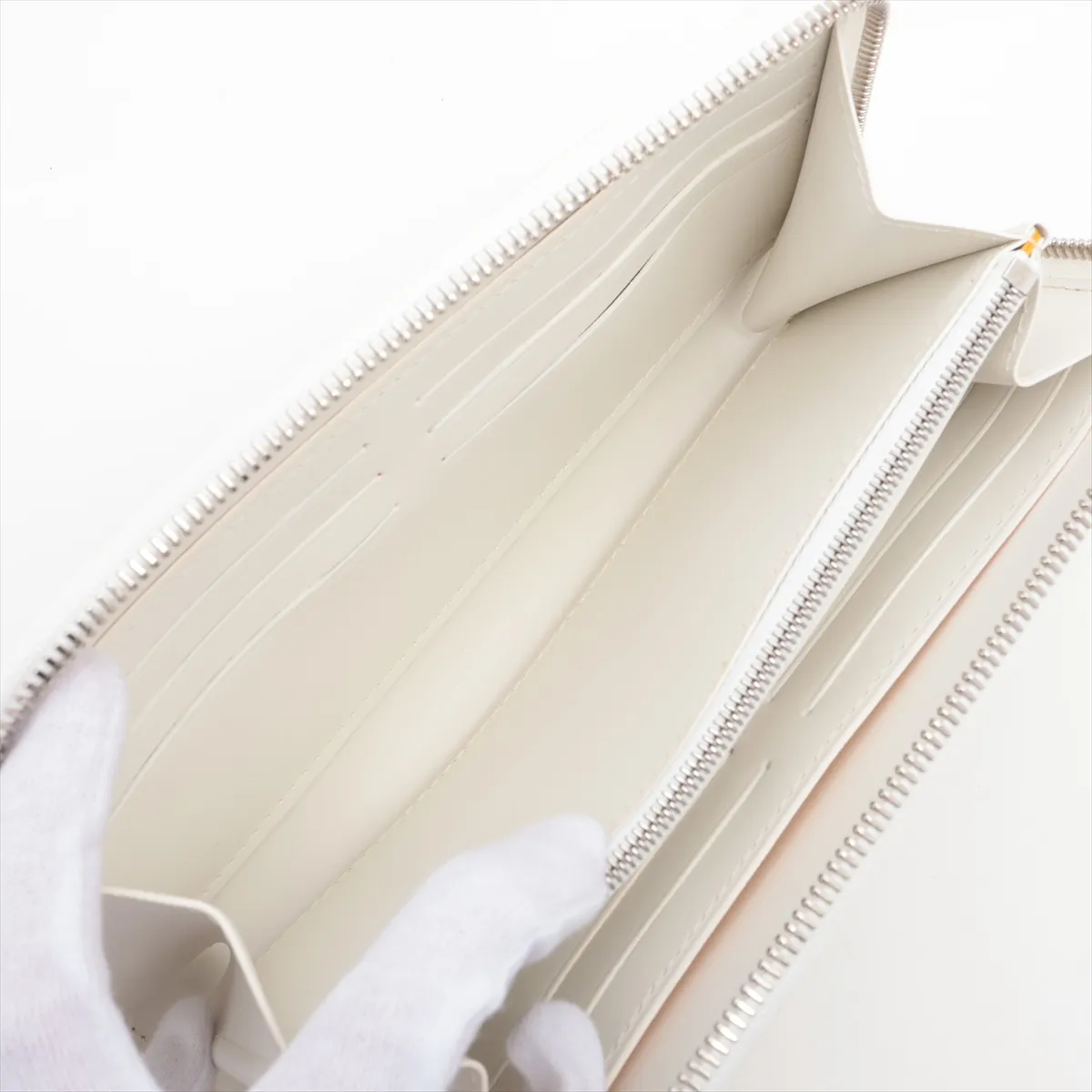 Herringbone Matignon PVC x Leather Round Zip Wallet White — view 4