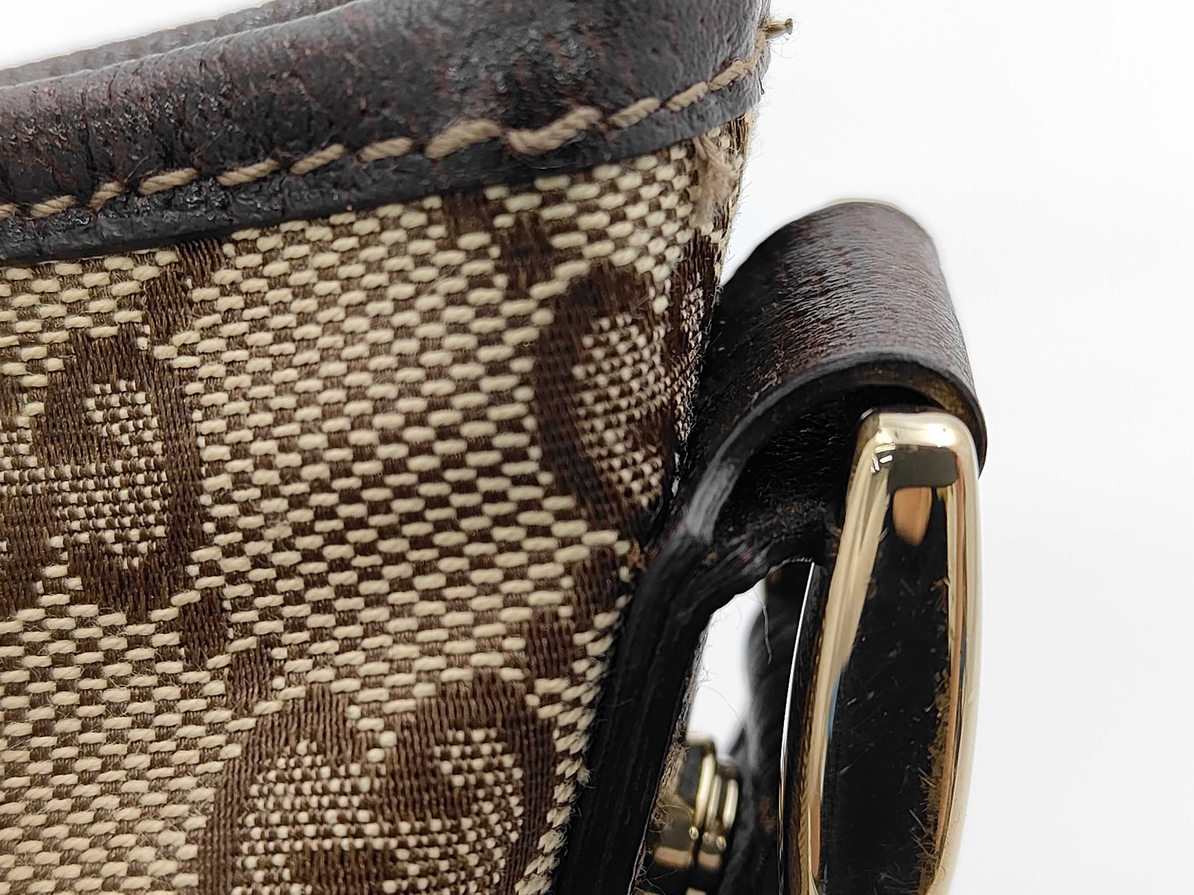 GG Canvas Shoulder Bag — view 7