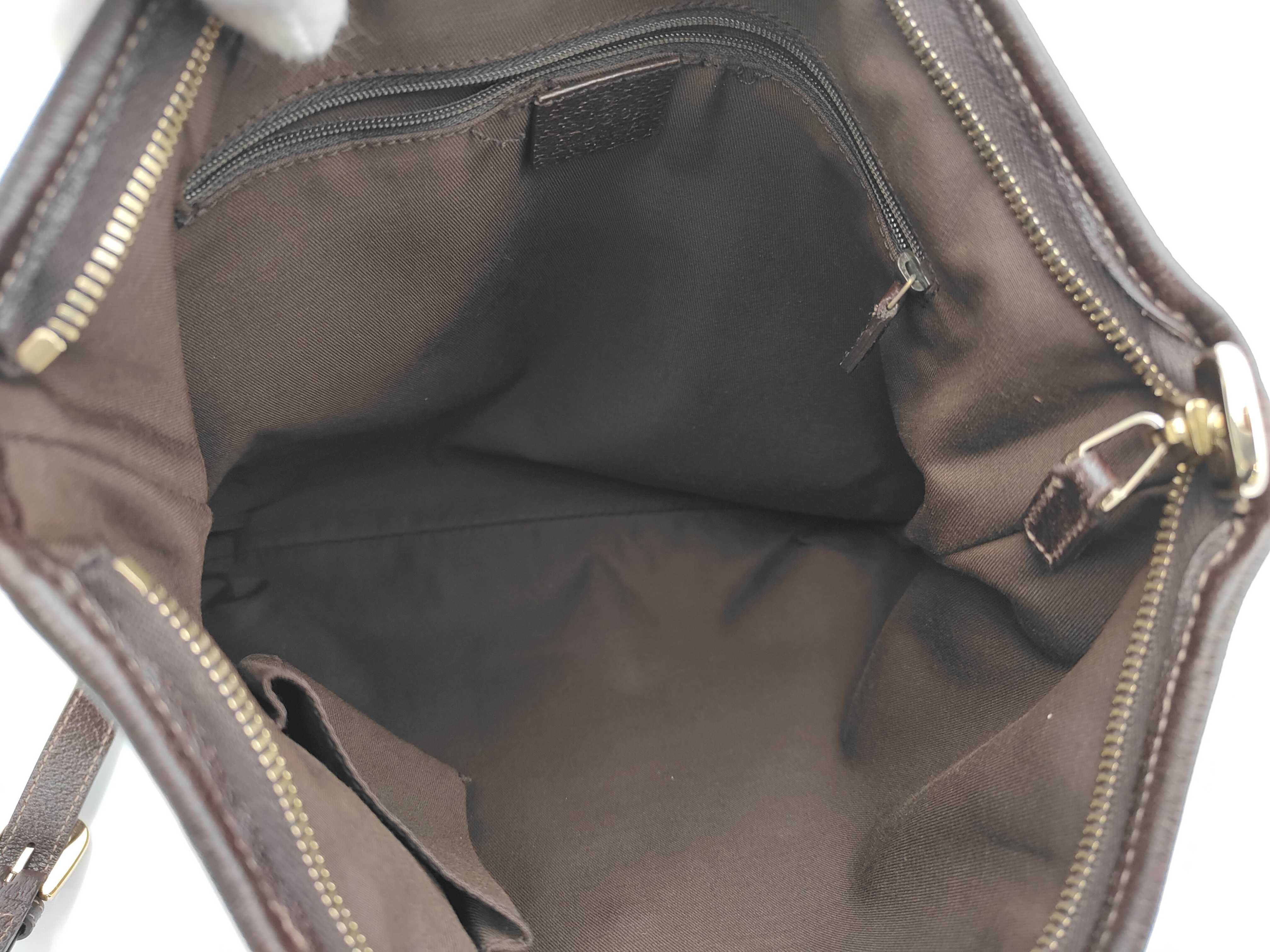 GG Canvas Shoulder Bag — view 9