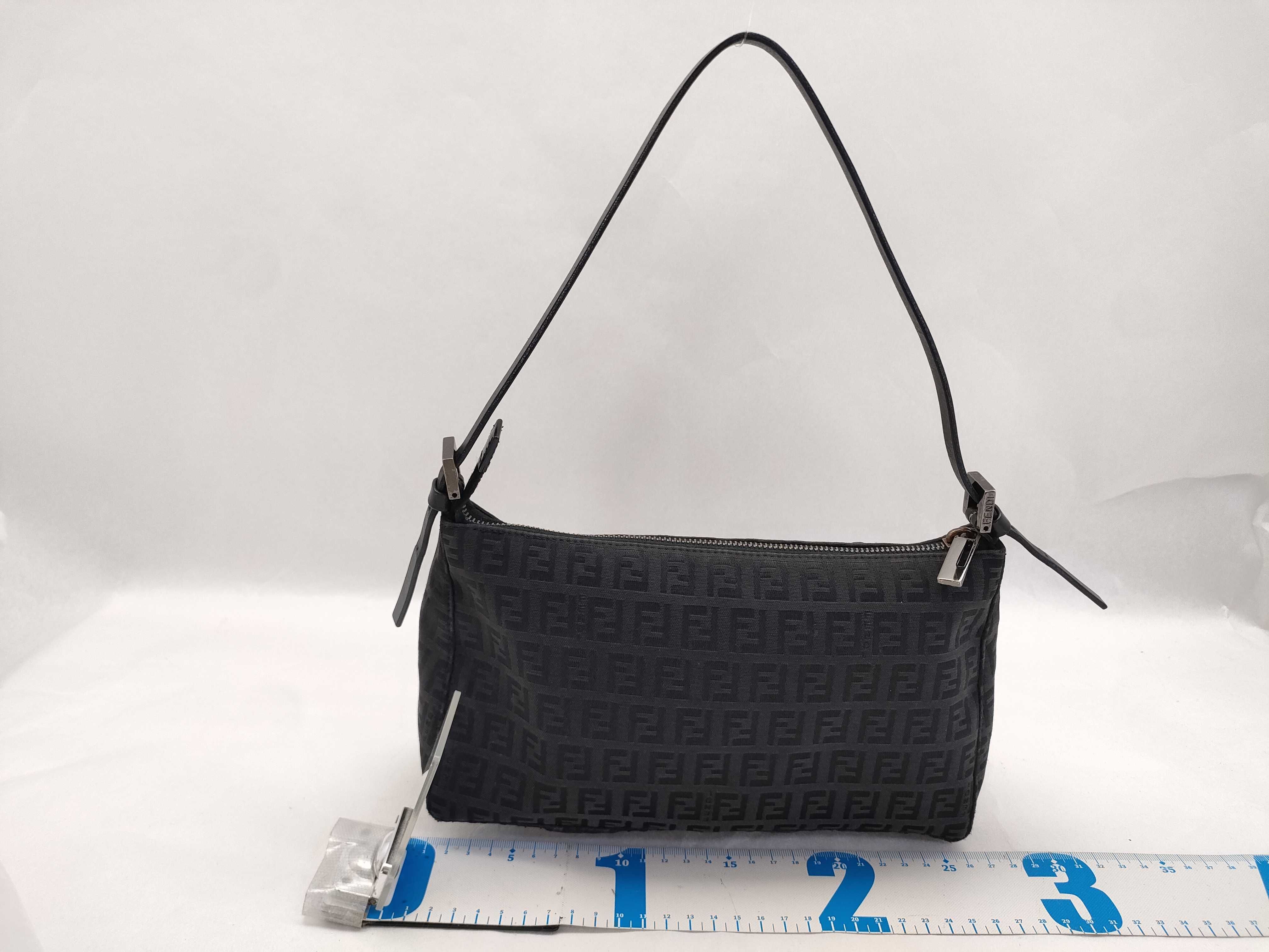 Zucchino Jacquard Black One-Shoulder Bag Accessory Pouch Shoulder Bag — view 2