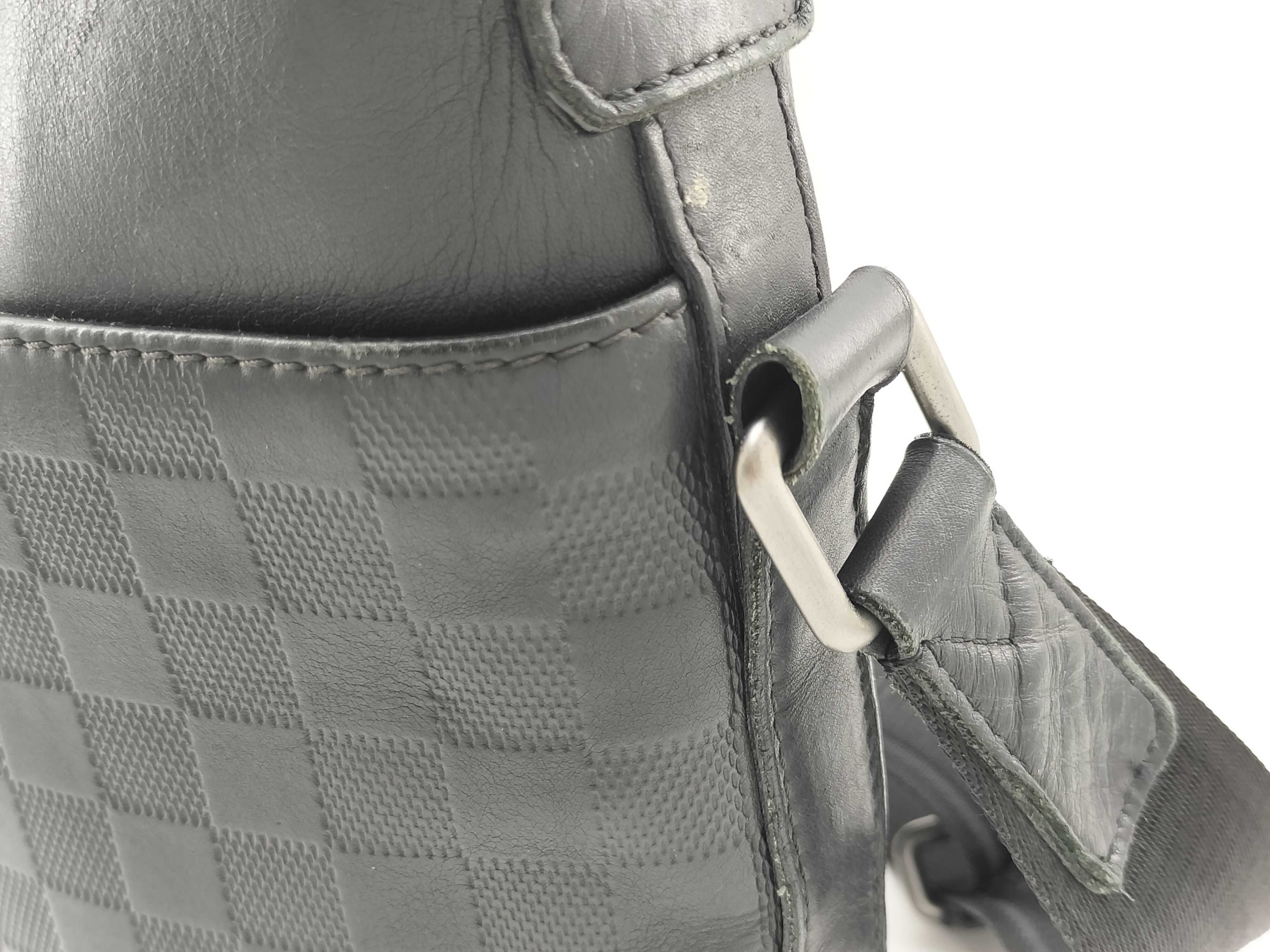 Damier Infini N41201 Amphicalypso MM Shoulder Bag — view 3
