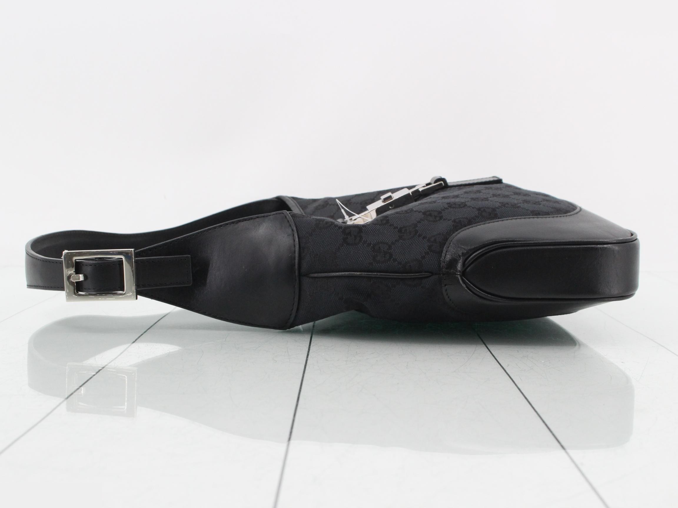 GG Canvas (Bag) - Shoulder Bag — view 4