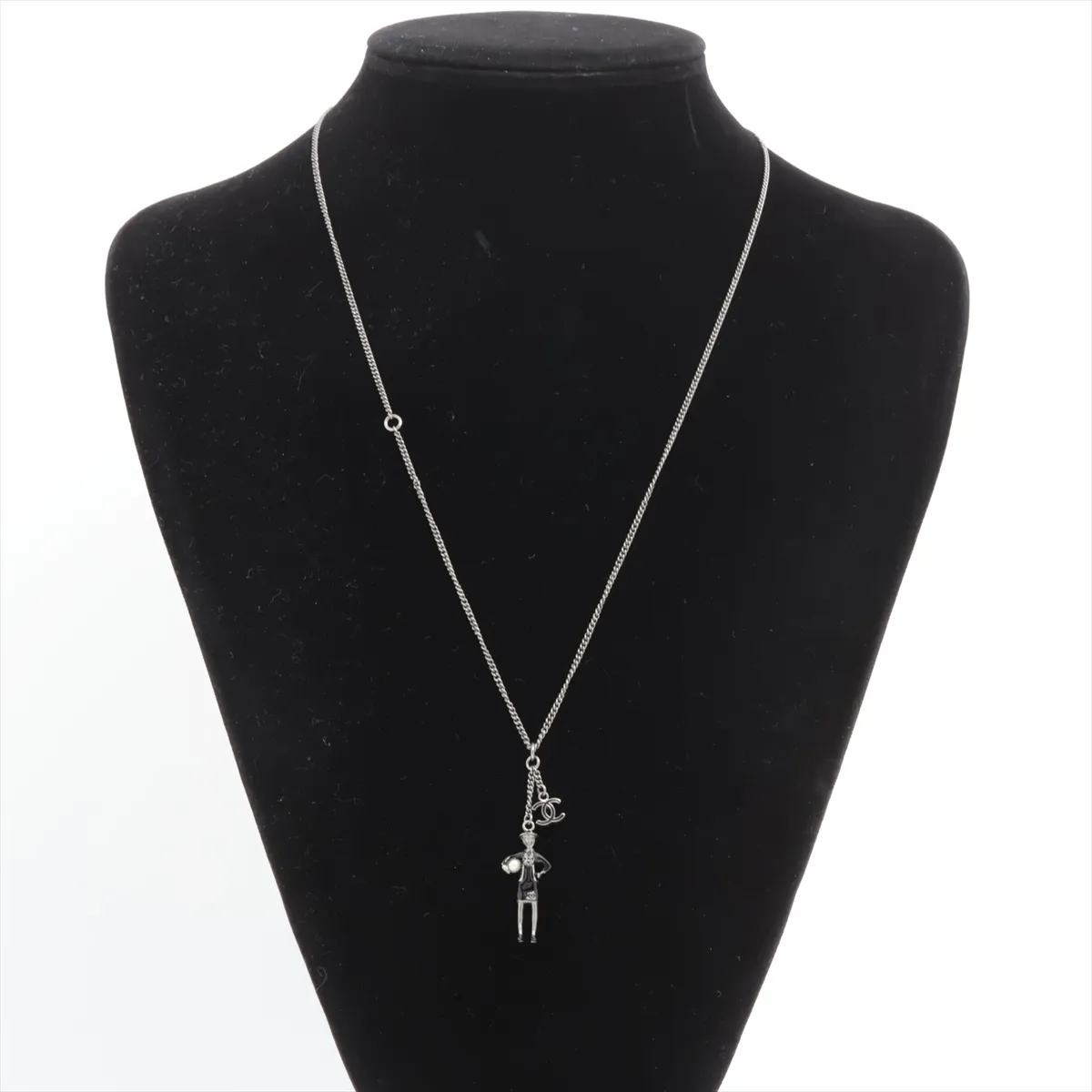 Mademoiselle B12A Necklace, Gold Plated x Faux Pearl, Silver x Black. Shows signs of wear, — view 5