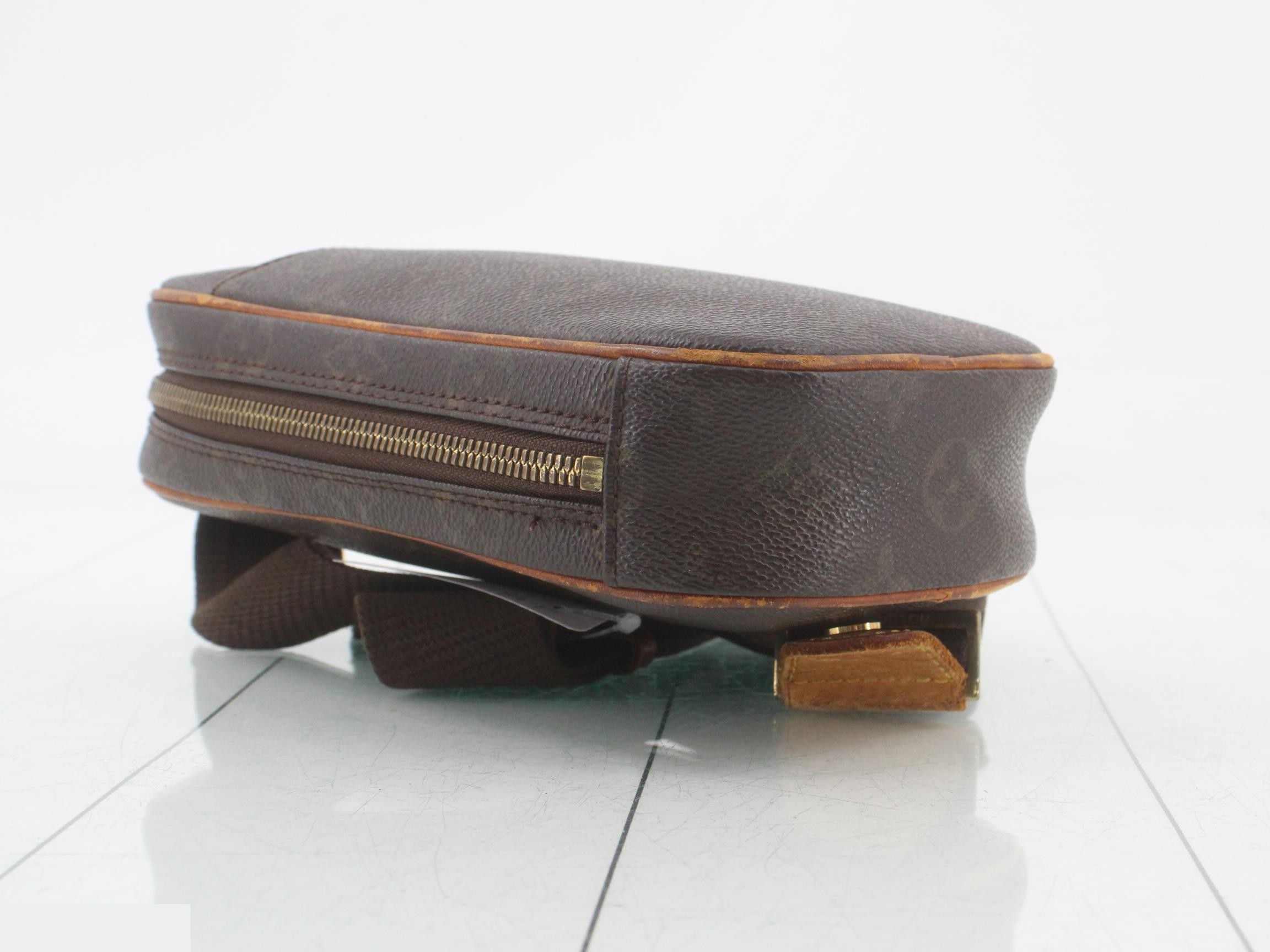 Pochette Gange — view 5