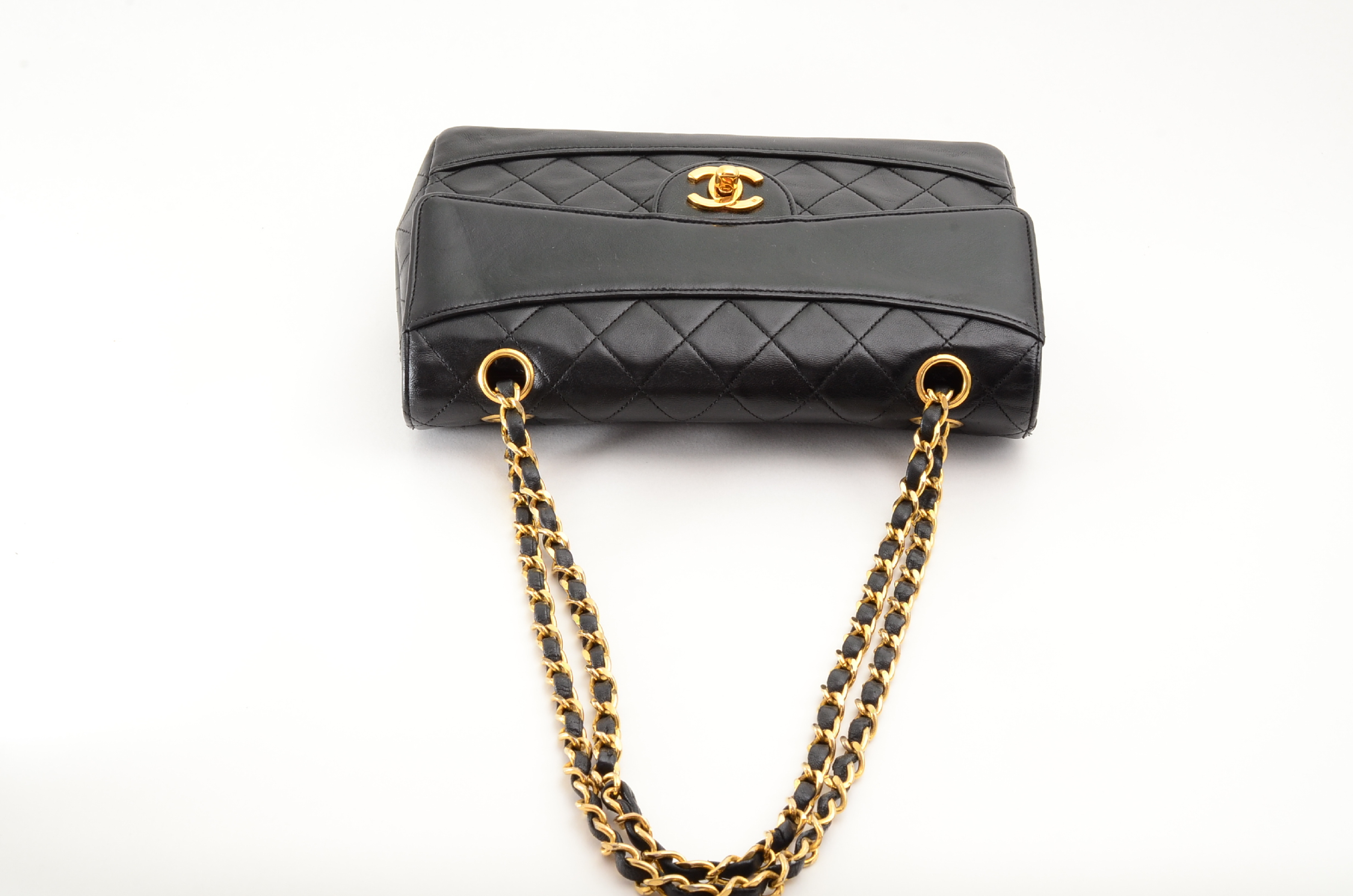 Matelassé Lambskin Chain Shoulder Bag, Seal #1 — view 5