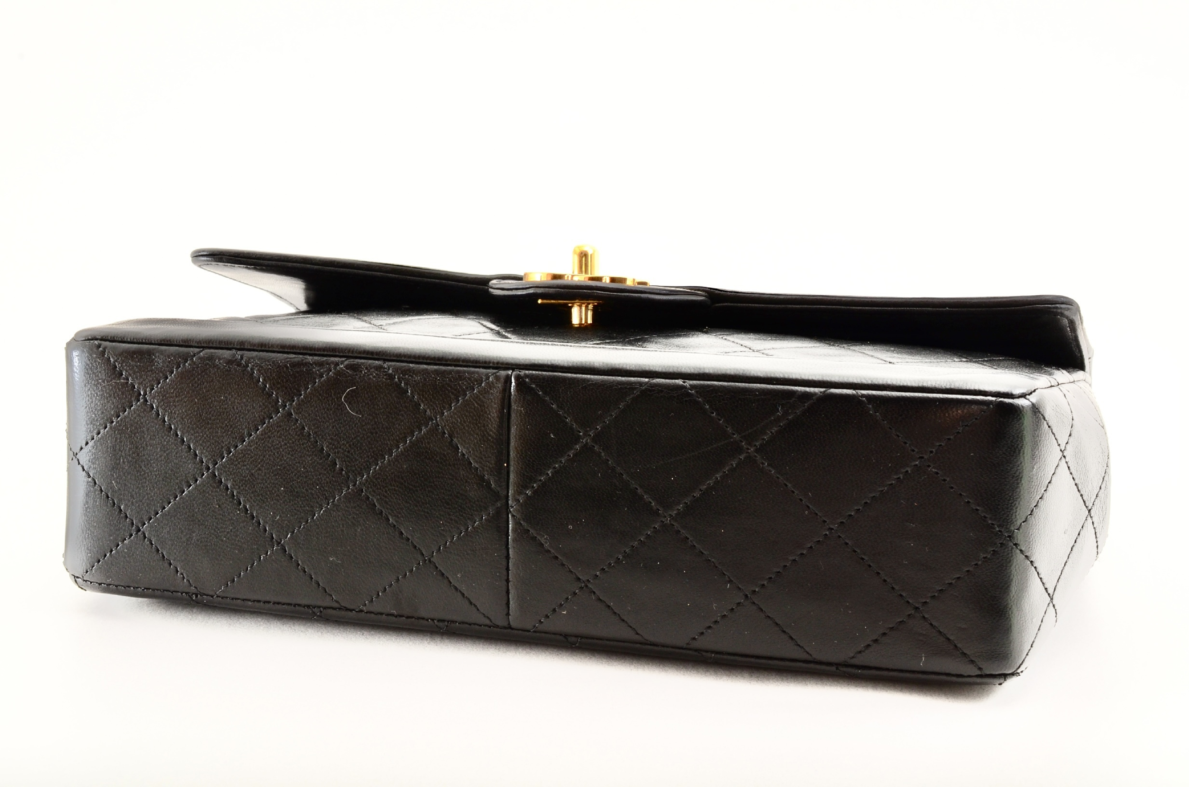 Matelassé Lambskin Chain Shoulder Bag, Seal #1 — view 9