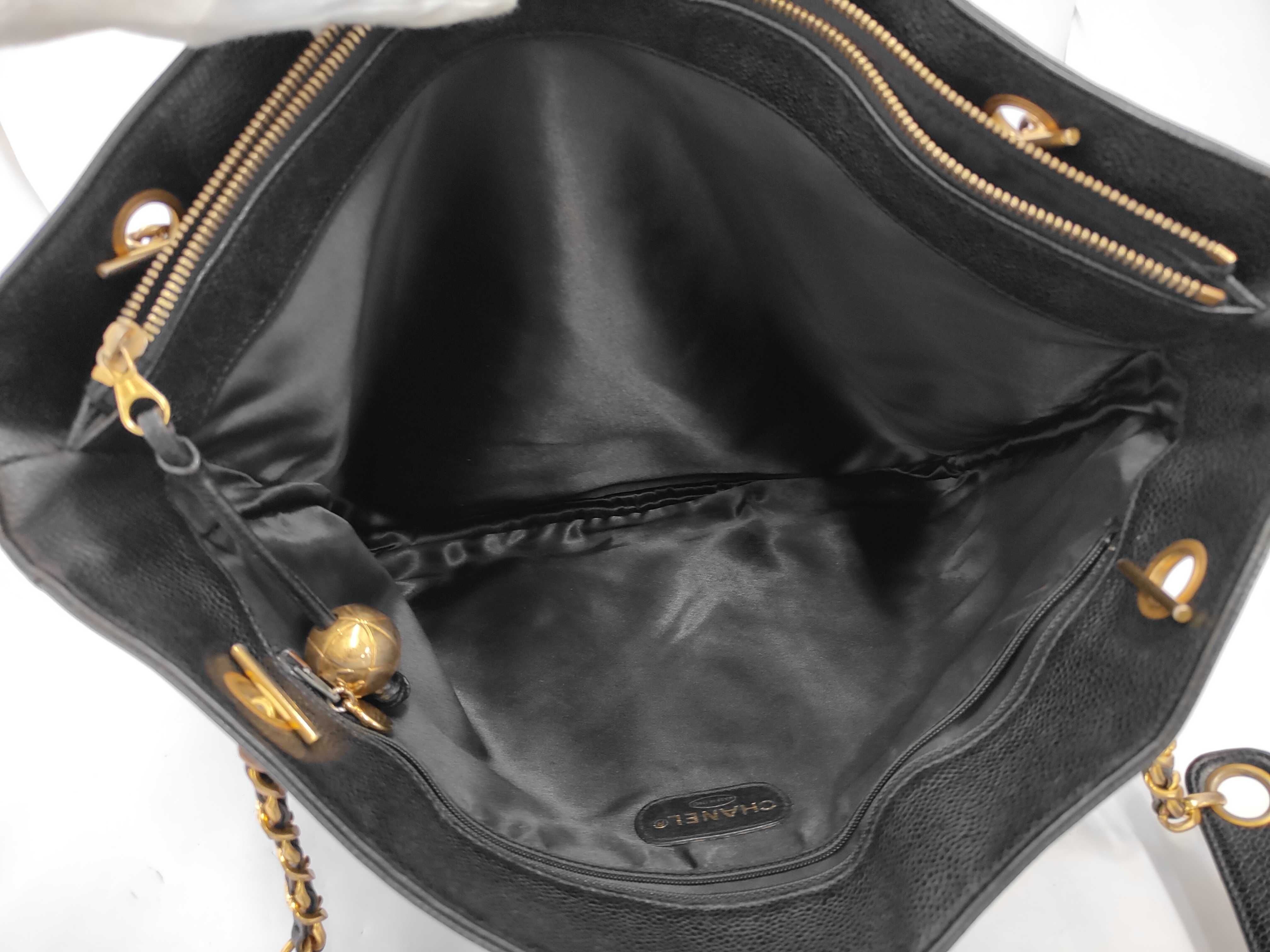 tote bag with Coco Mark chain and sticker. — view 10