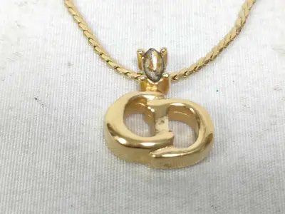 Gold Necklace, Excellent Condition