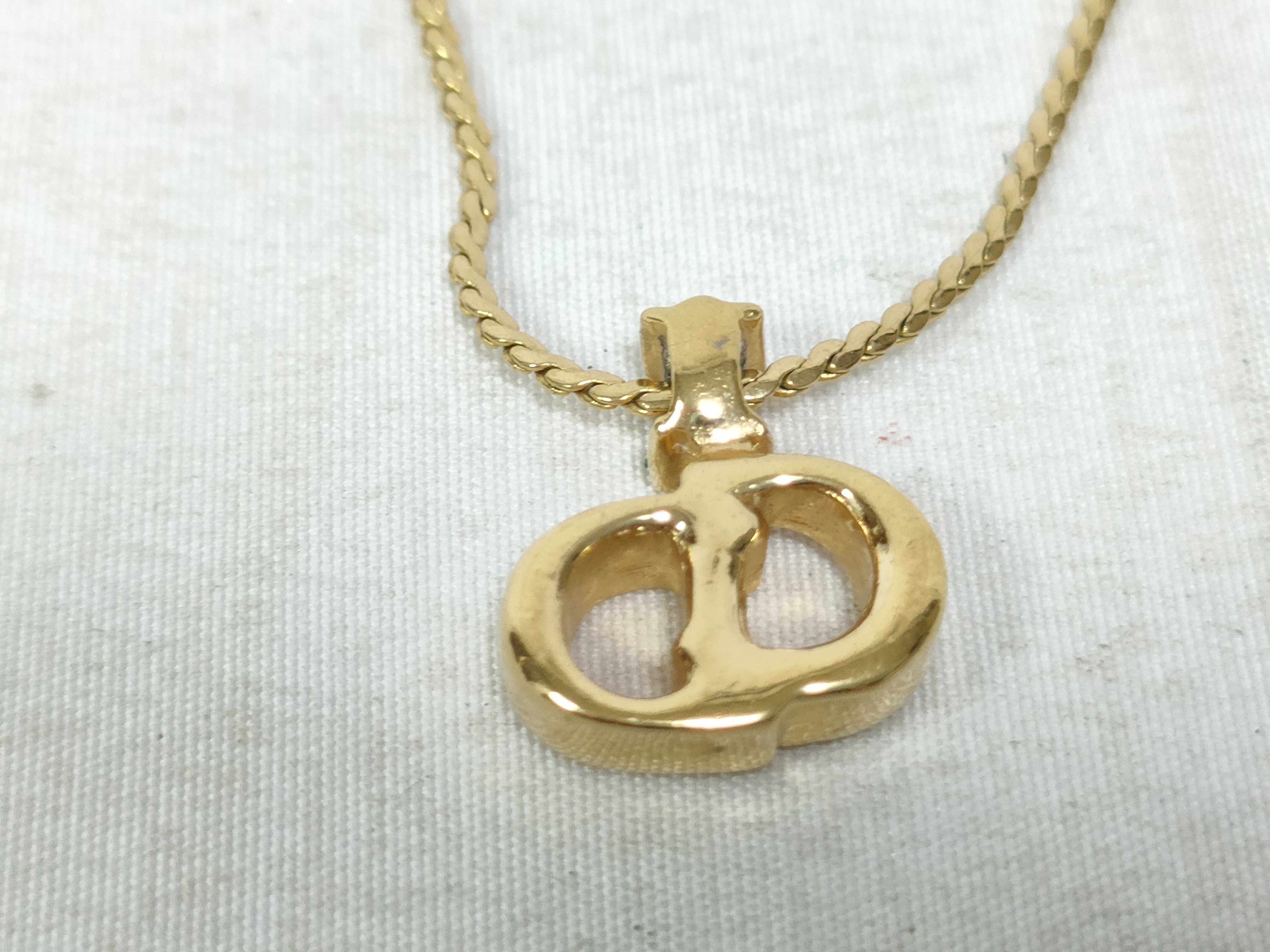 Gold Necklace, Excellent Condition — view 2