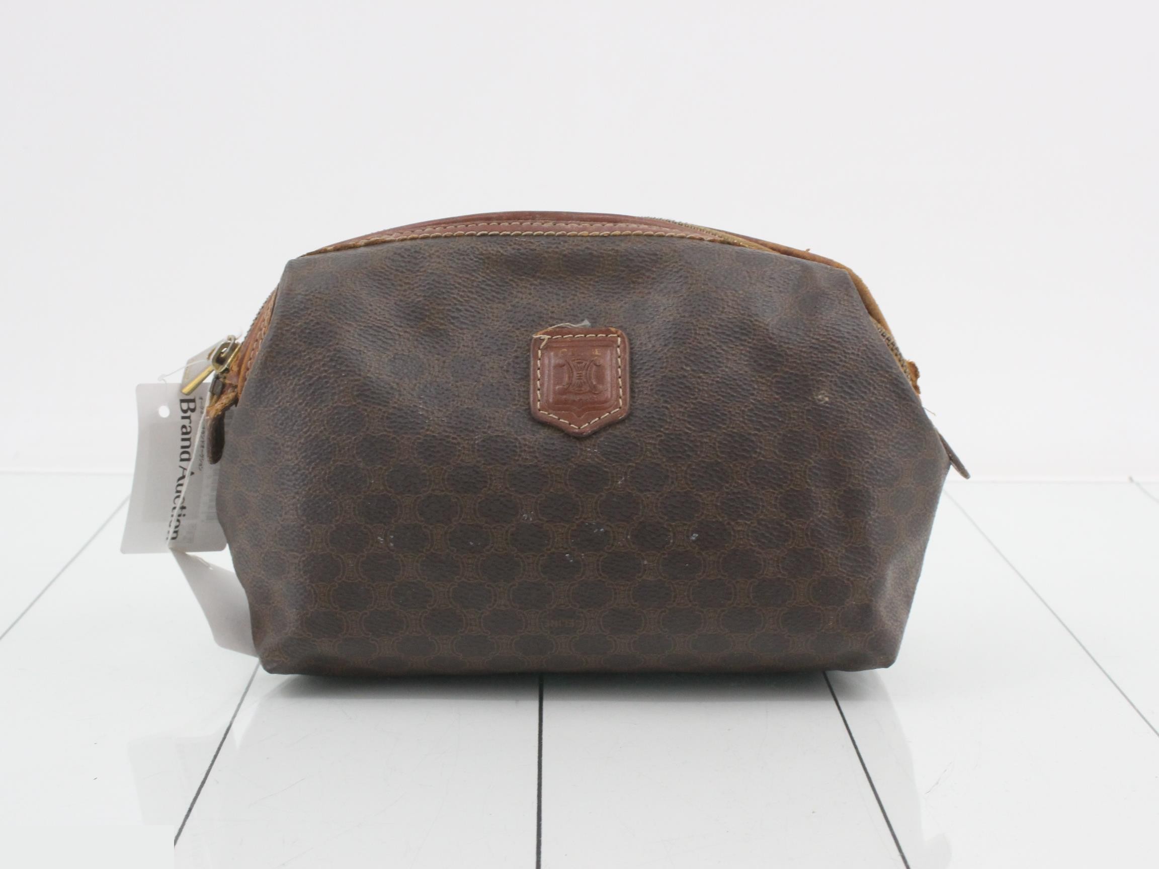 pouch