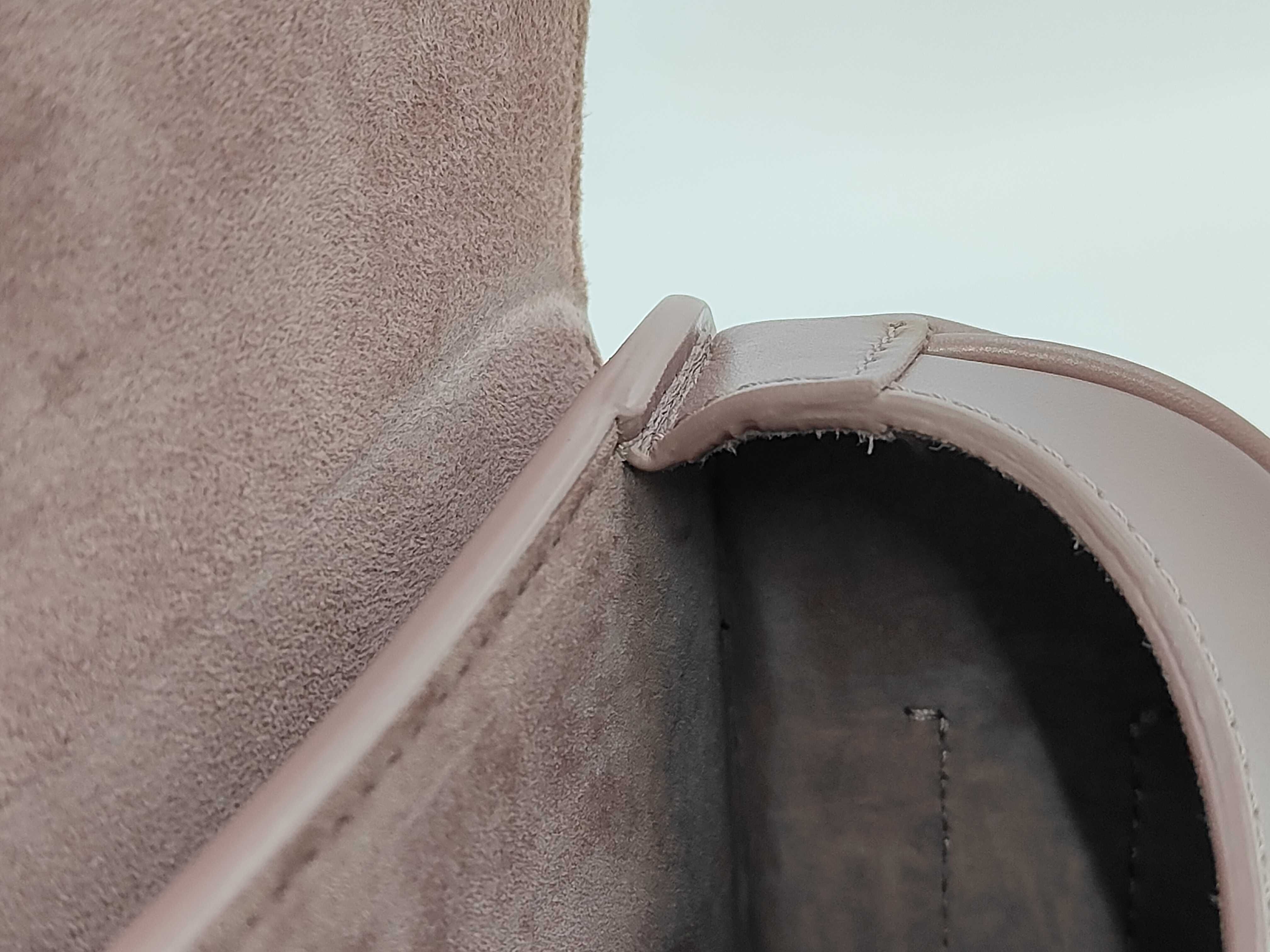 Bobby Medium Shoulder Bag — view 12