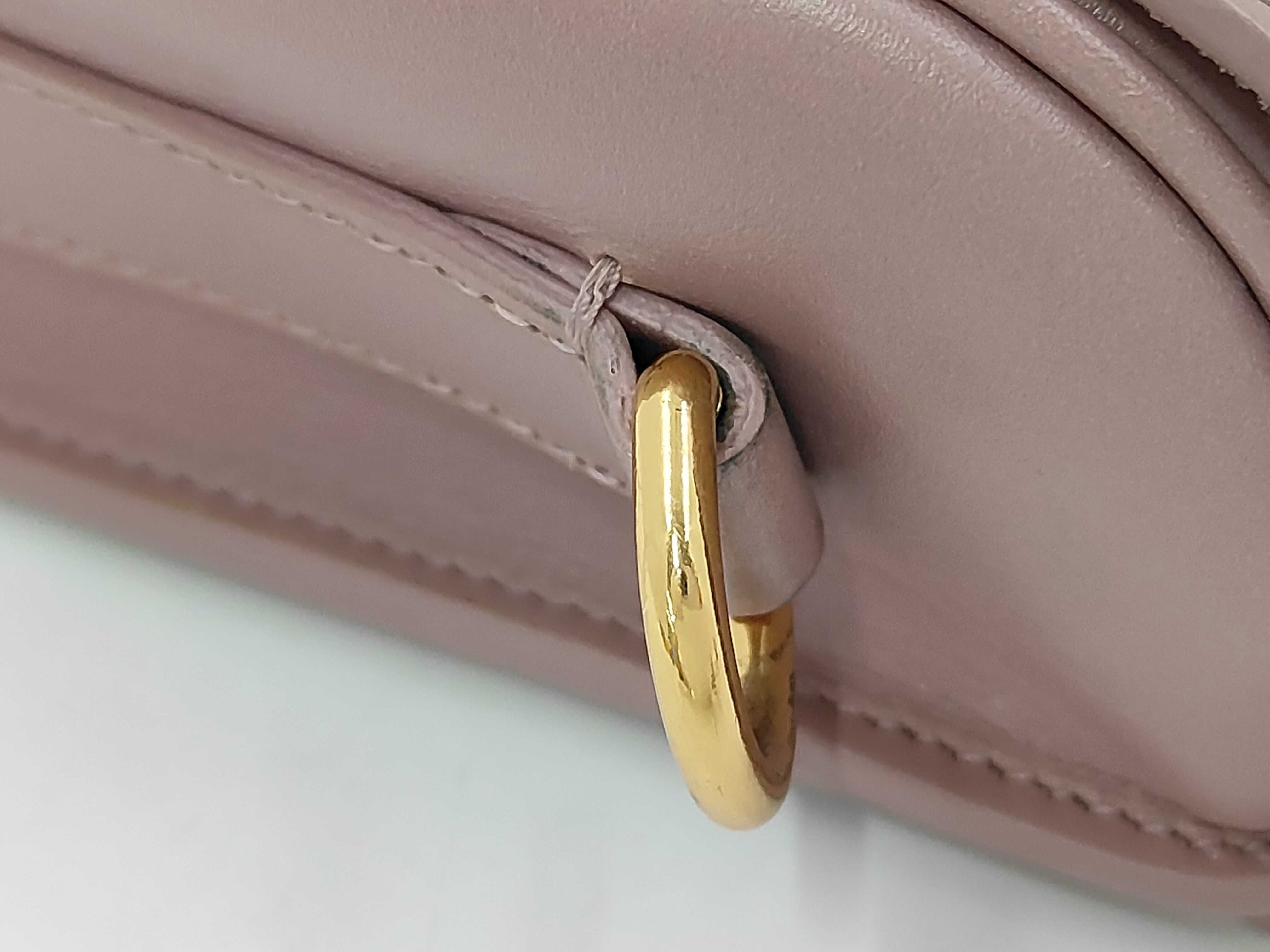 Bobby Medium Shoulder Bag — view 3