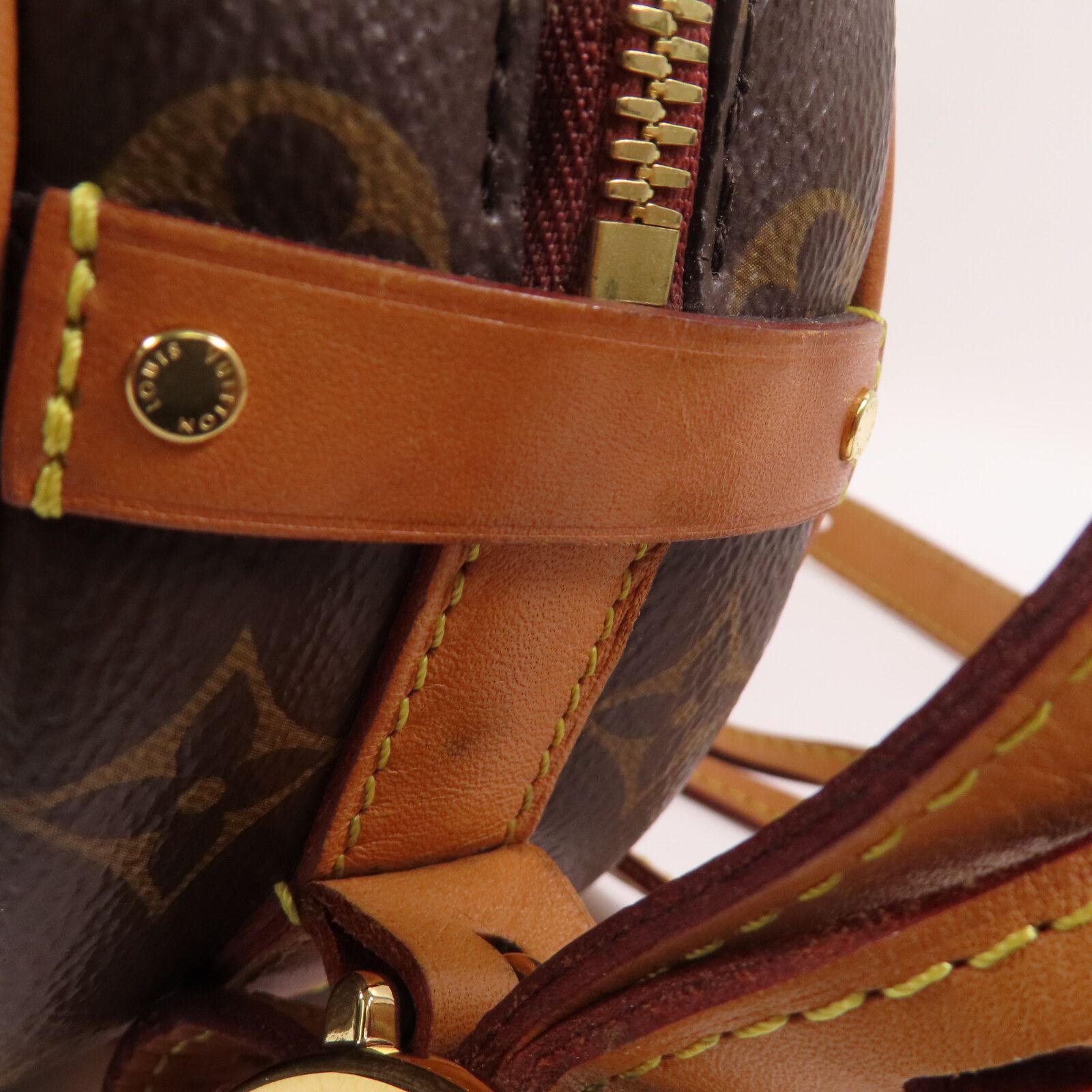 Boite Chapeau Souple PM, Monogram — view 13