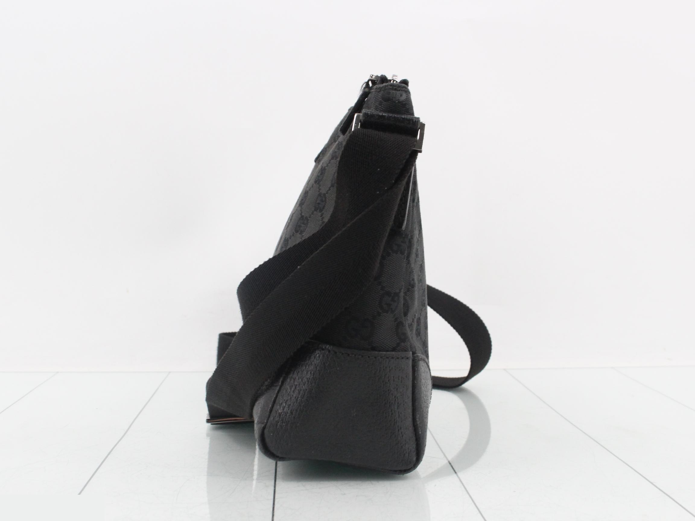 GG Canvas (Bag) - Shoulder Bag — view 3