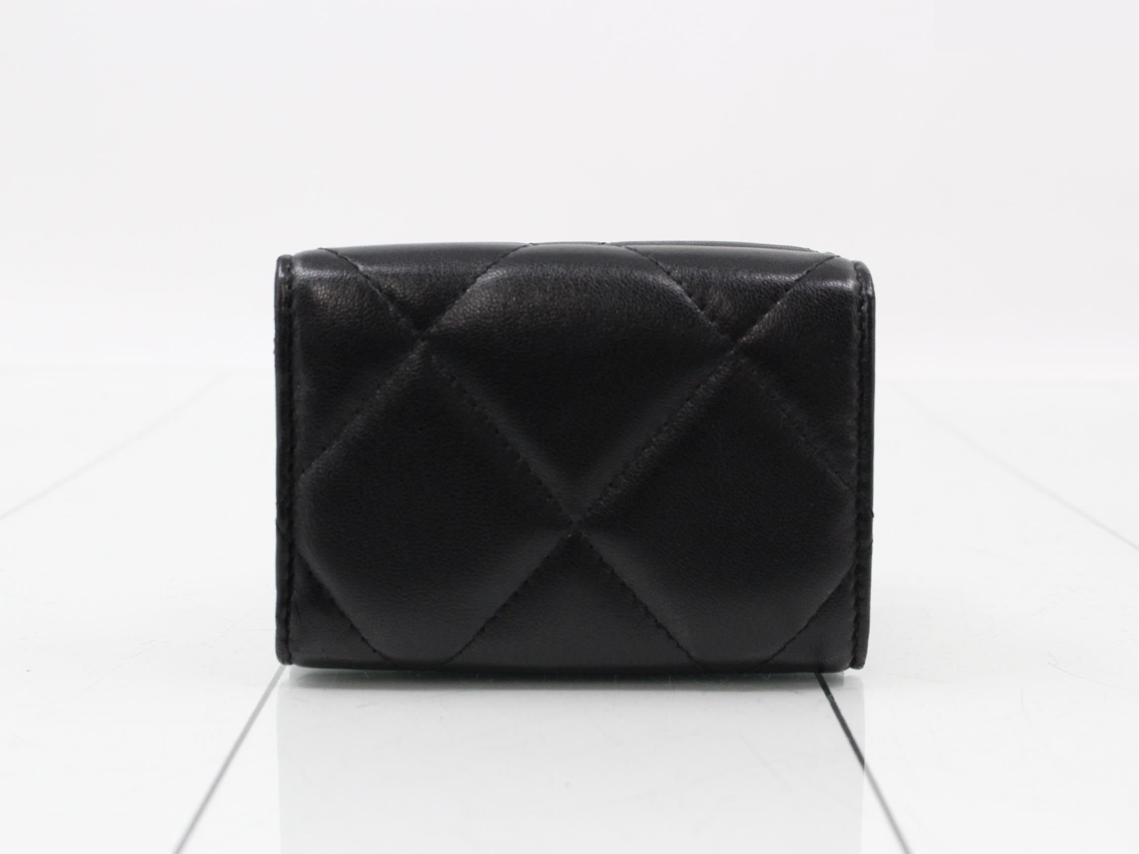 Matelassé (bag) and wallet, black — view 2