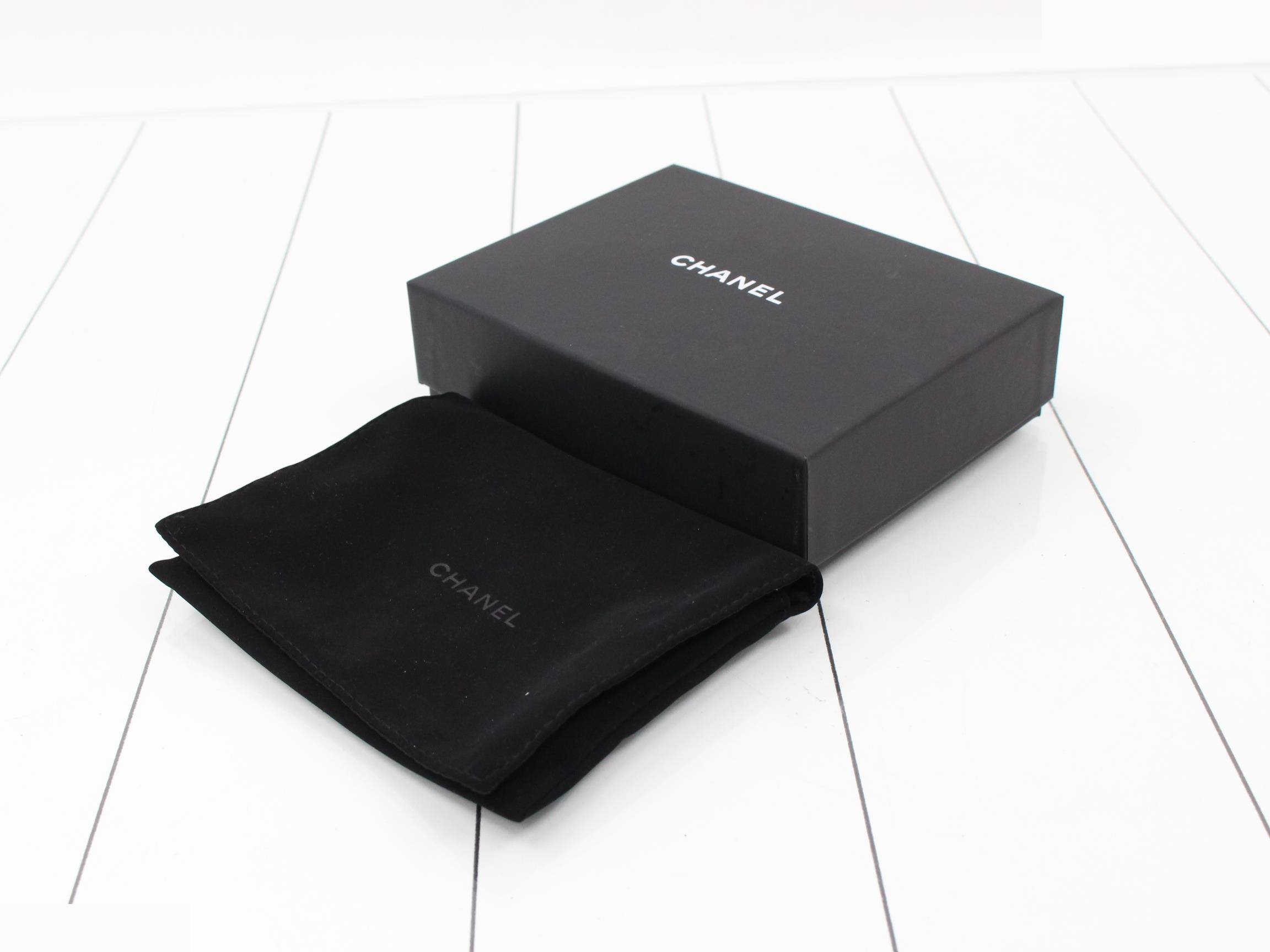 Matelassé (bag) and wallet, black — view 5