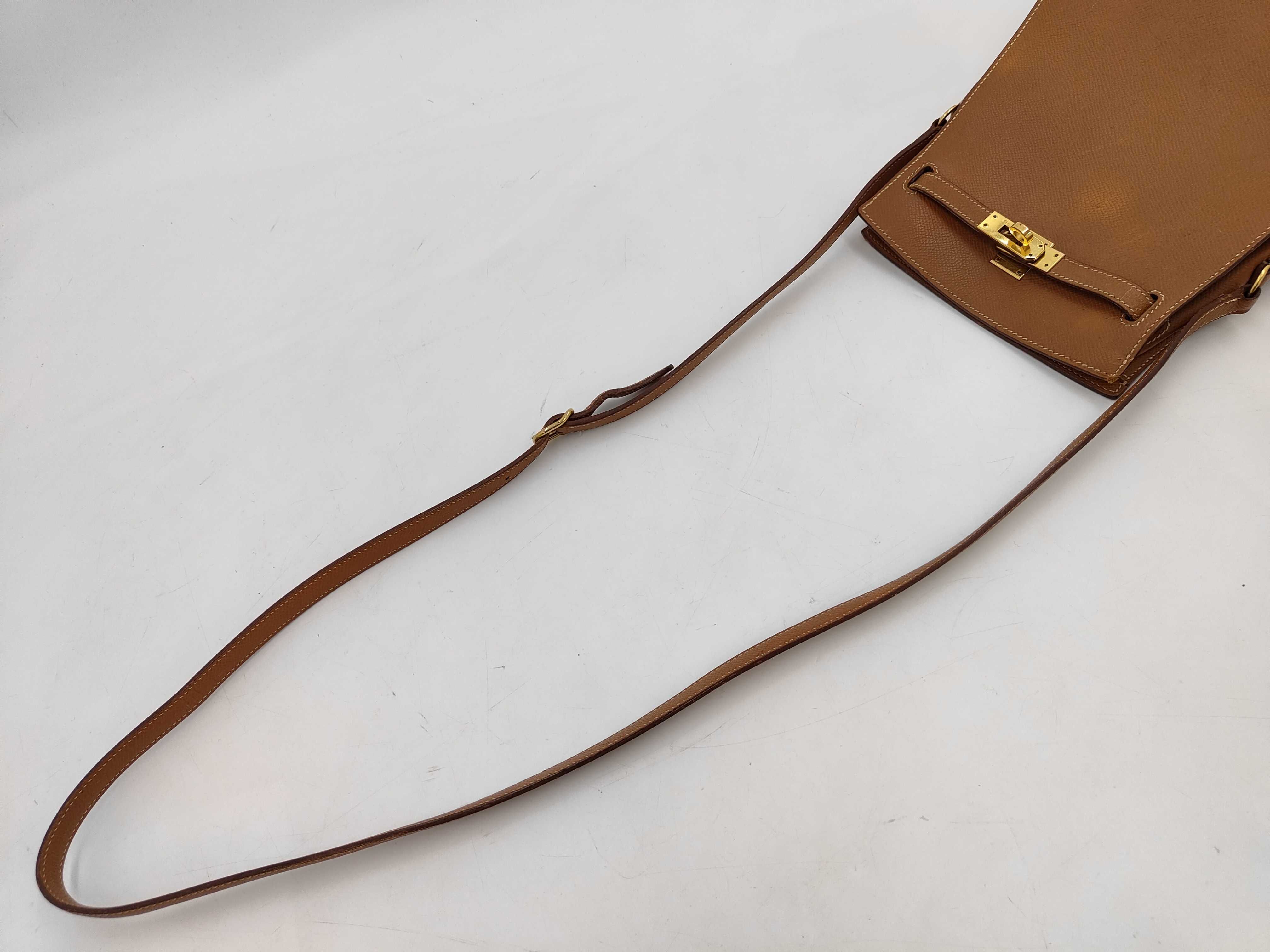 Kelly Sport PM Courchevel Leather Gold Hardware V Stamp Shoulder Bag — view 8