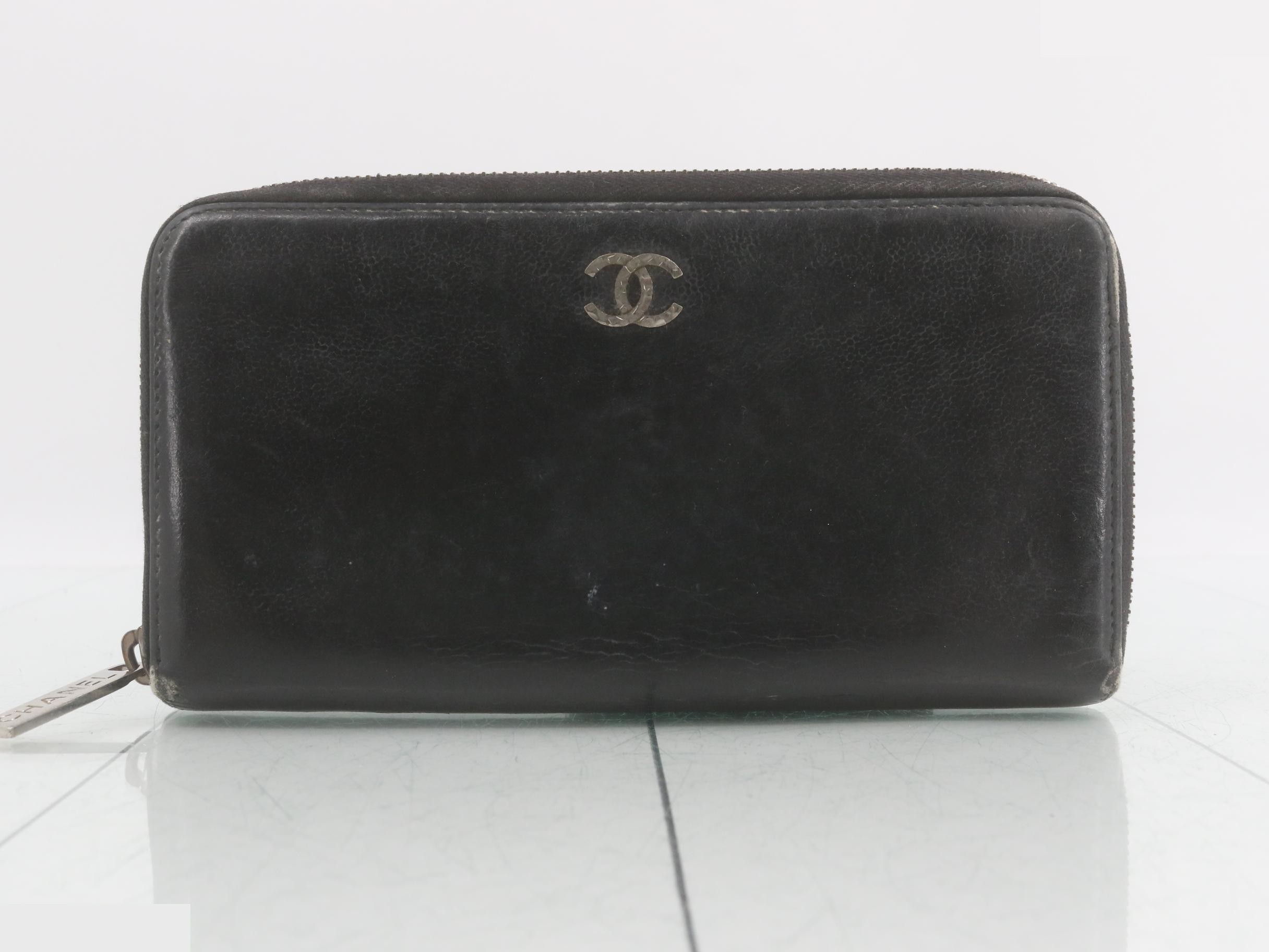 Leather Coco Mark Round Zipper Long Wallet — view 2