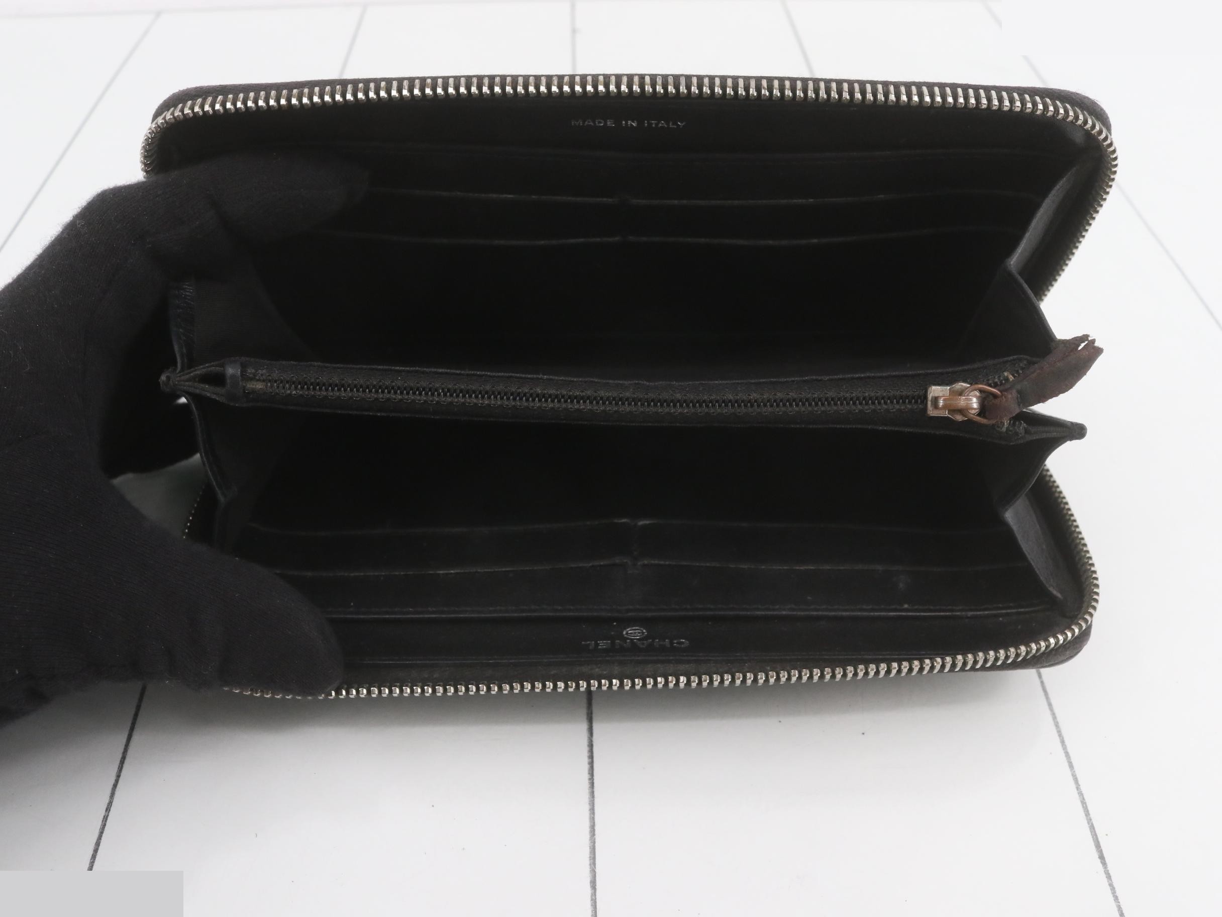 Leather Coco Mark Round Zipper Long Wallet — view 5
