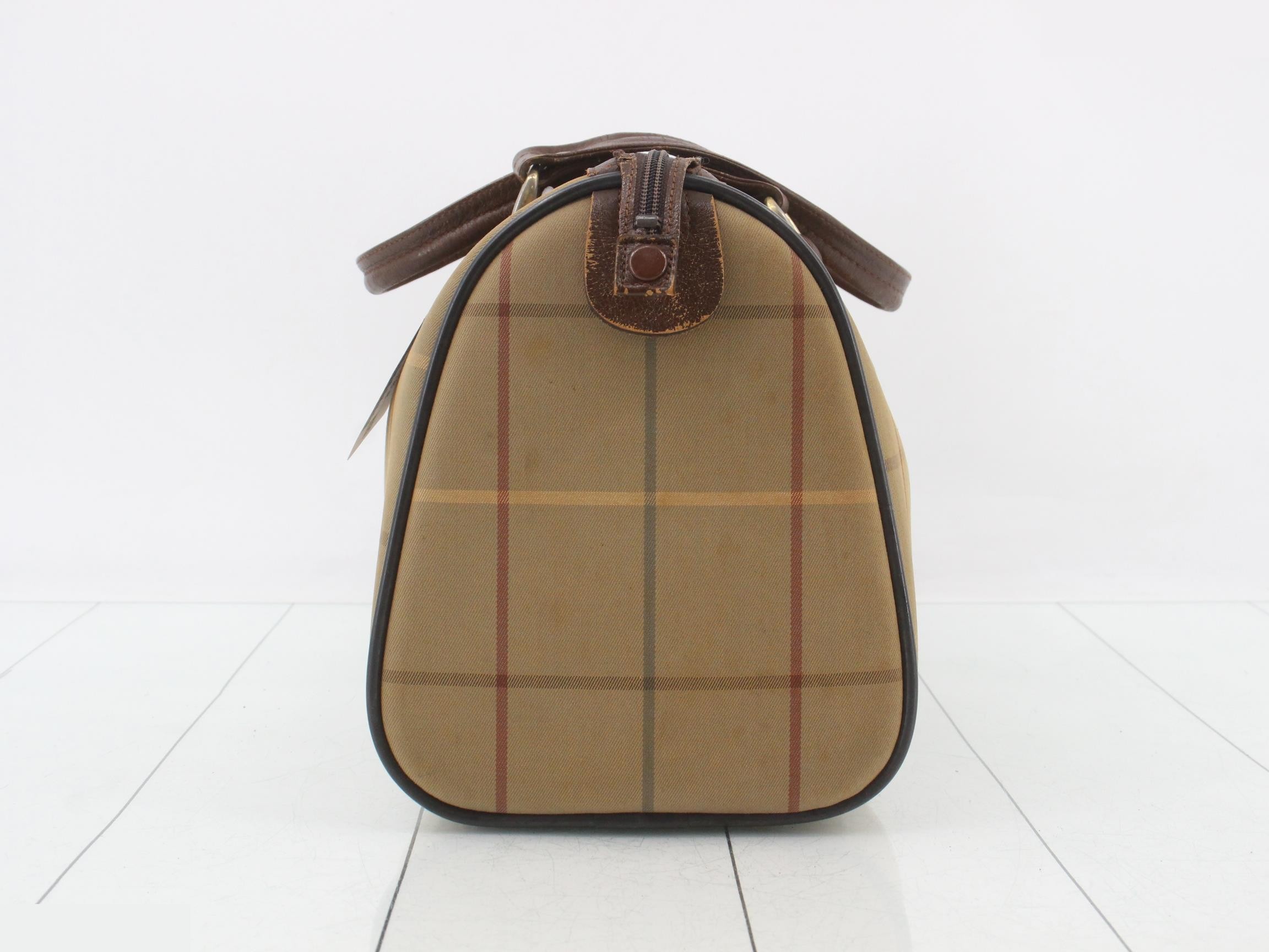 Boston bag, check pattern, horse logo, gold hardware. — view 3