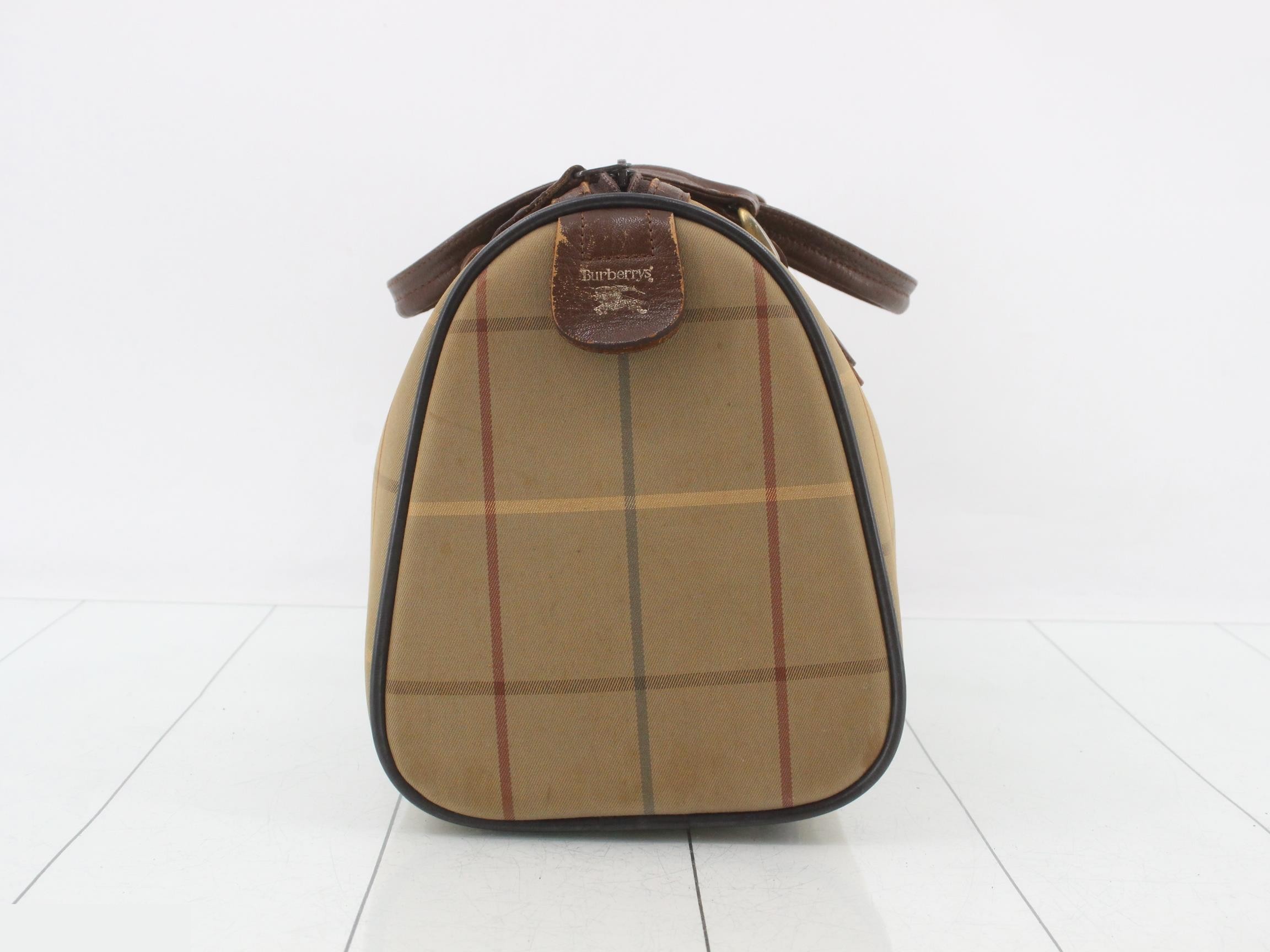 Boston bag, check pattern, horse logo, gold hardware. — view 4