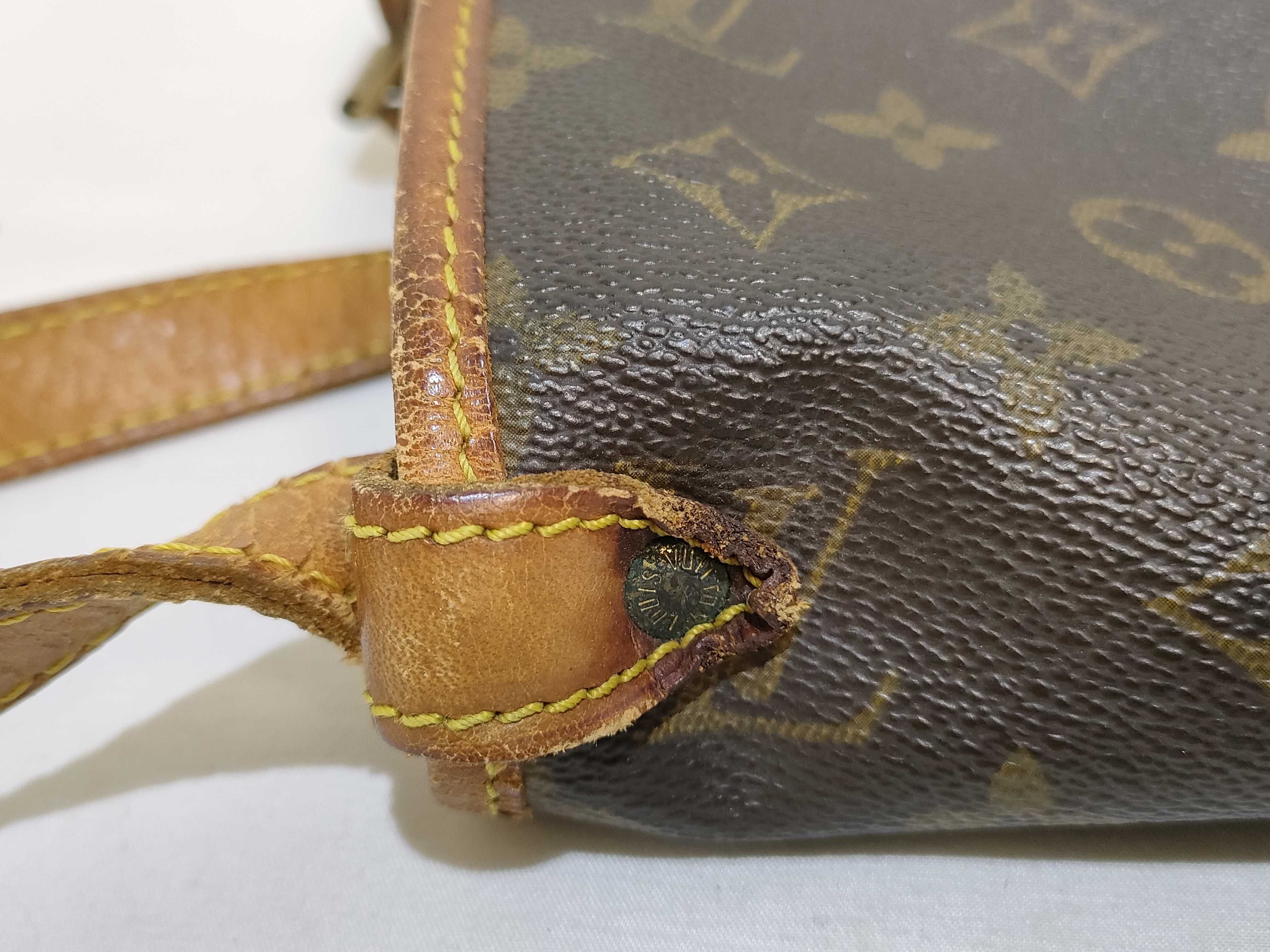 Monogram LV Saumur Shoulder Bag — view 14