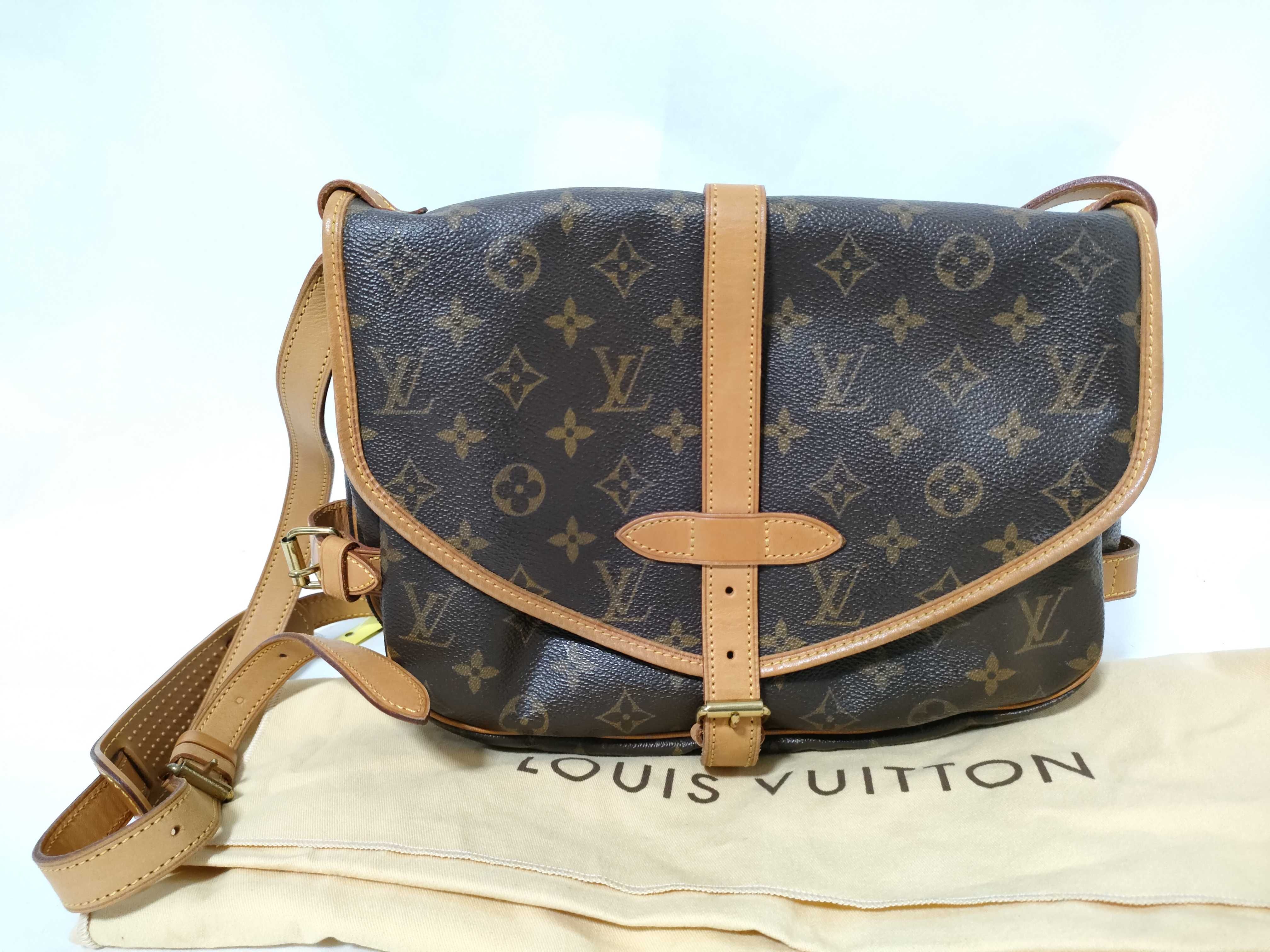 Monogram Saumur 25 MB0022*1 Shoulder Bag