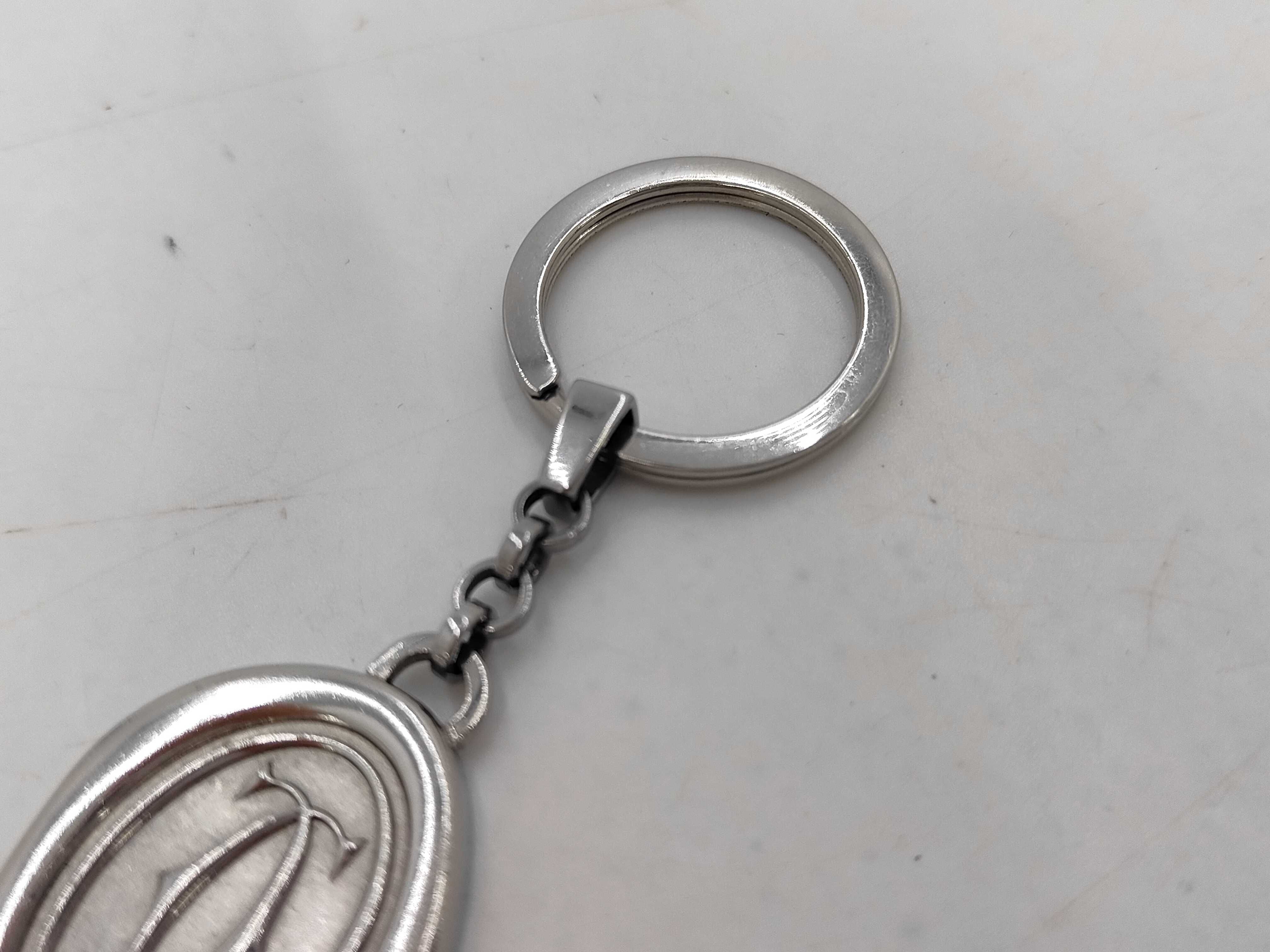 key case — view 4