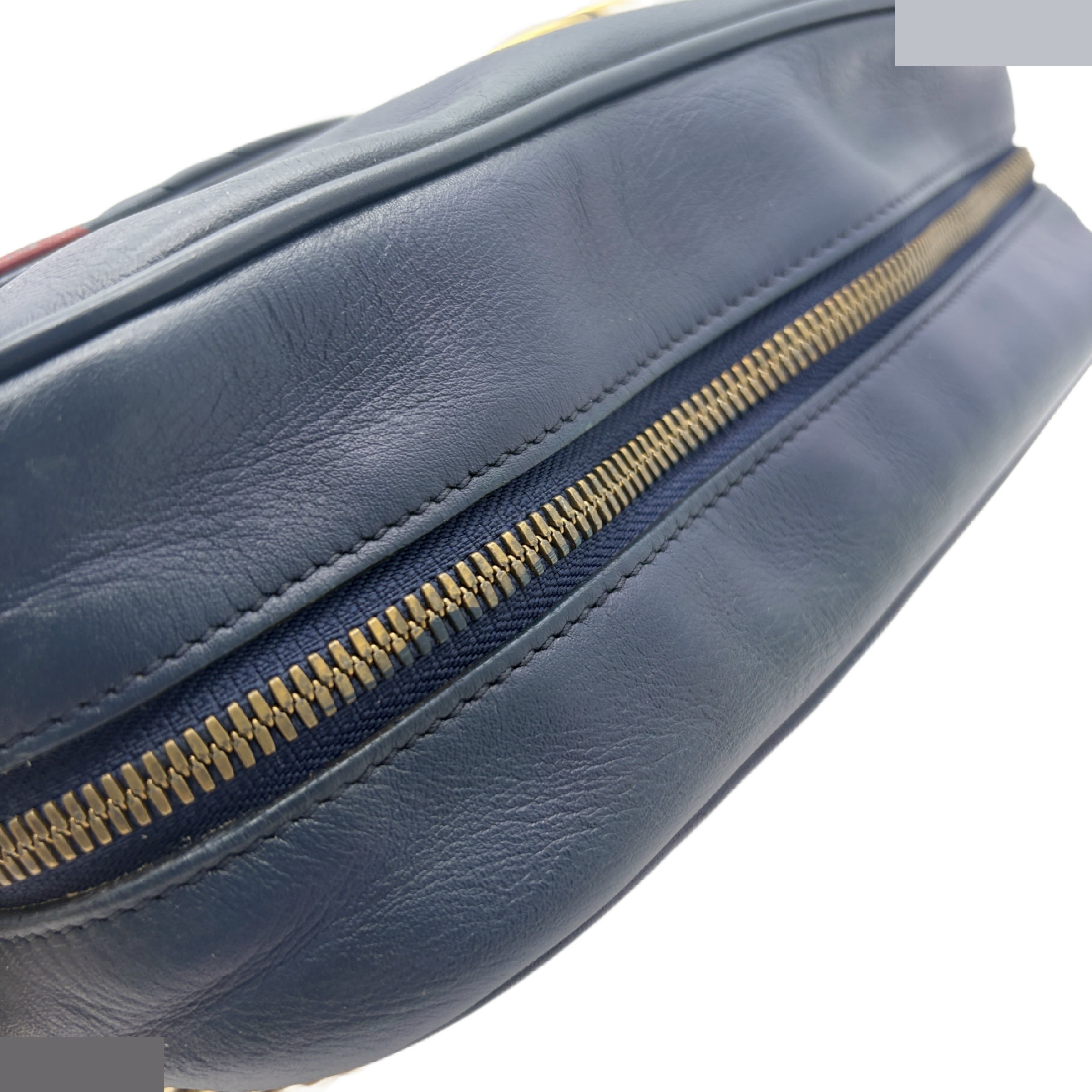 GG Marmont Leather Chain Bag — view 8